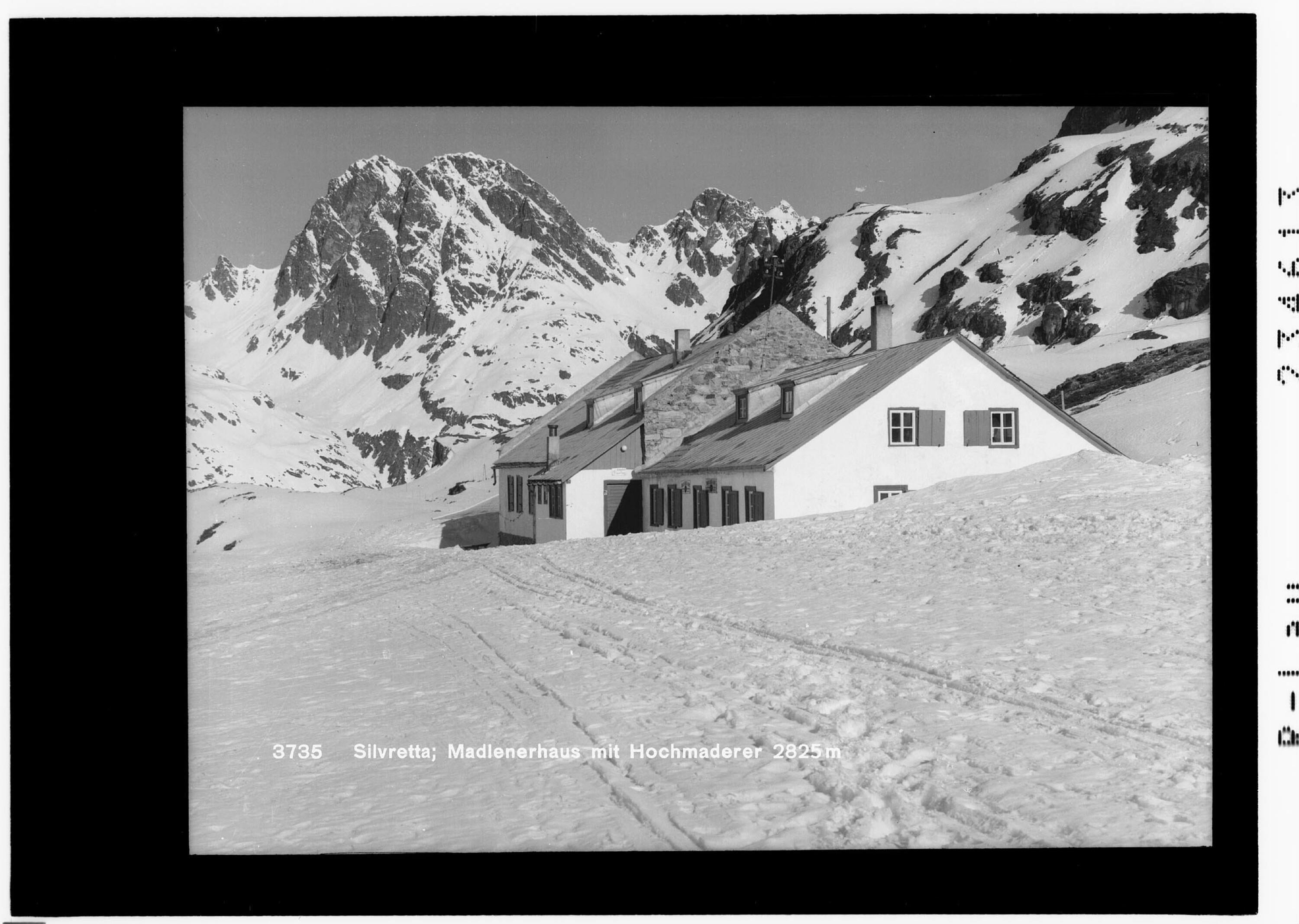 Silvretta / Madlenerhaus mit Hochmaderer 2825 m></div>


    <hr>
    <div class=