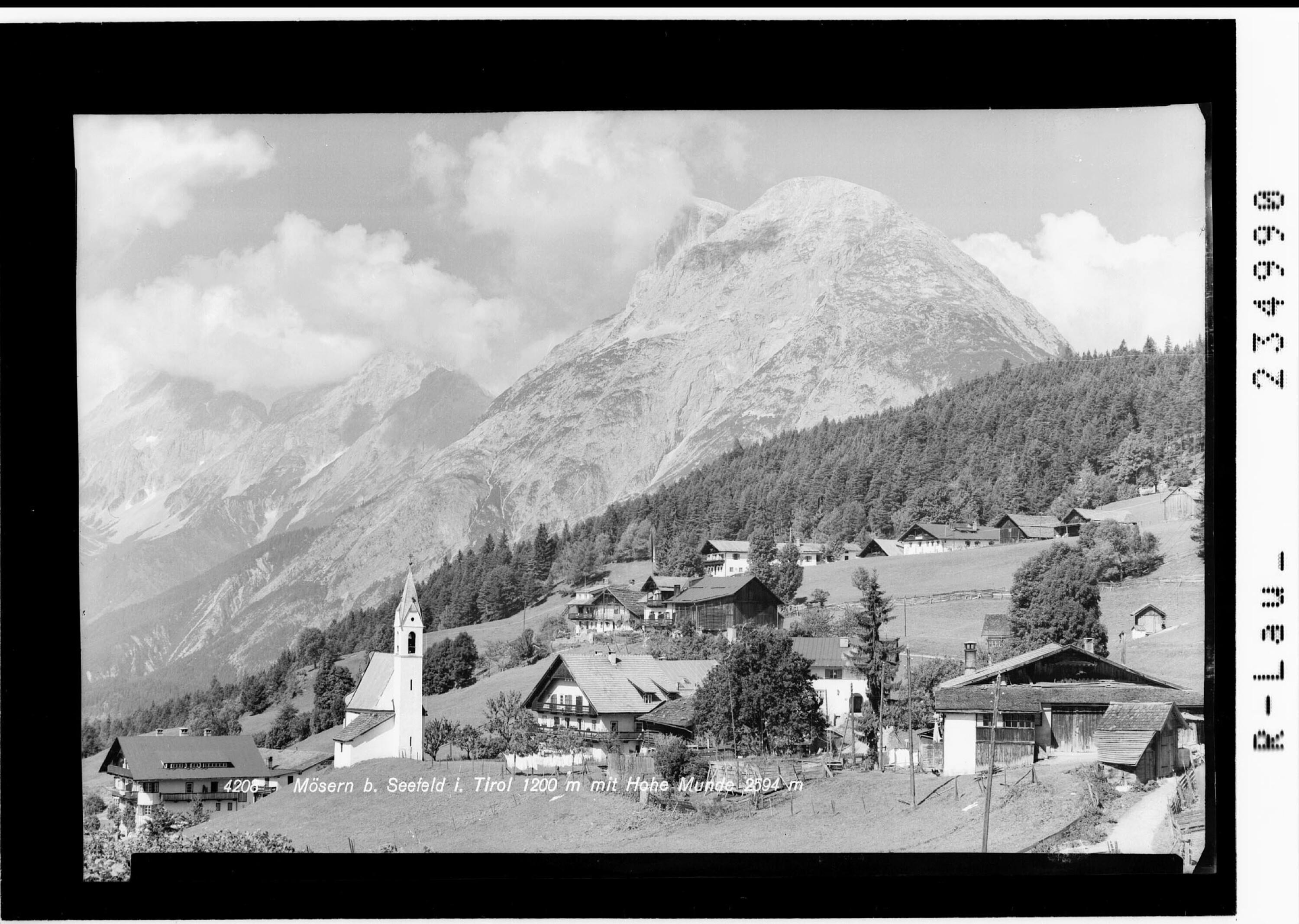 Mösern bei Seefeld in Tirol 1200 m mit Hohe Munde 2594></div>


    <hr>
    <div class=