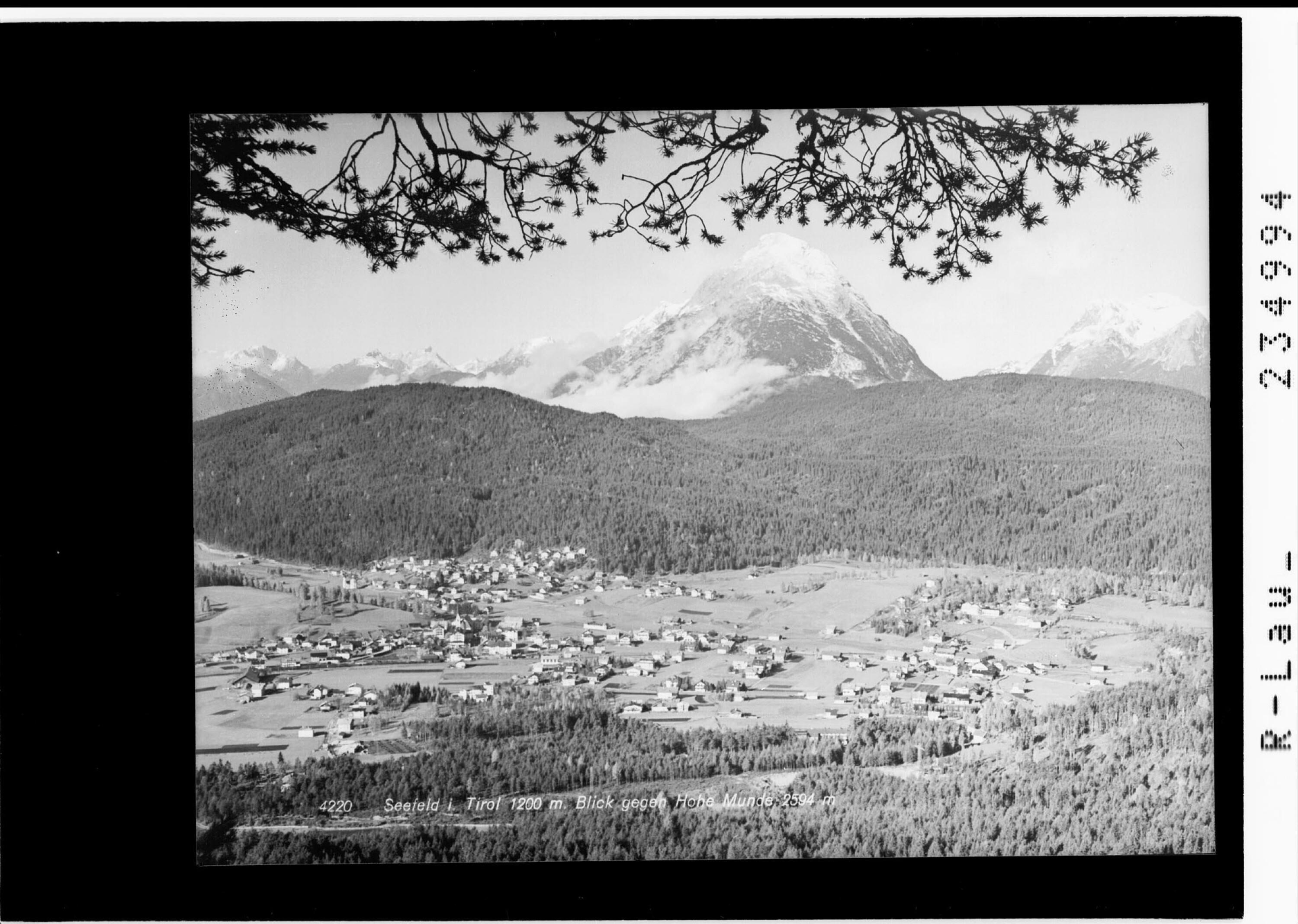 Seefeld in Tirol 1200 m, Blick gegen Hohe Munde 2594 m></div>


    <hr>
    <div class=