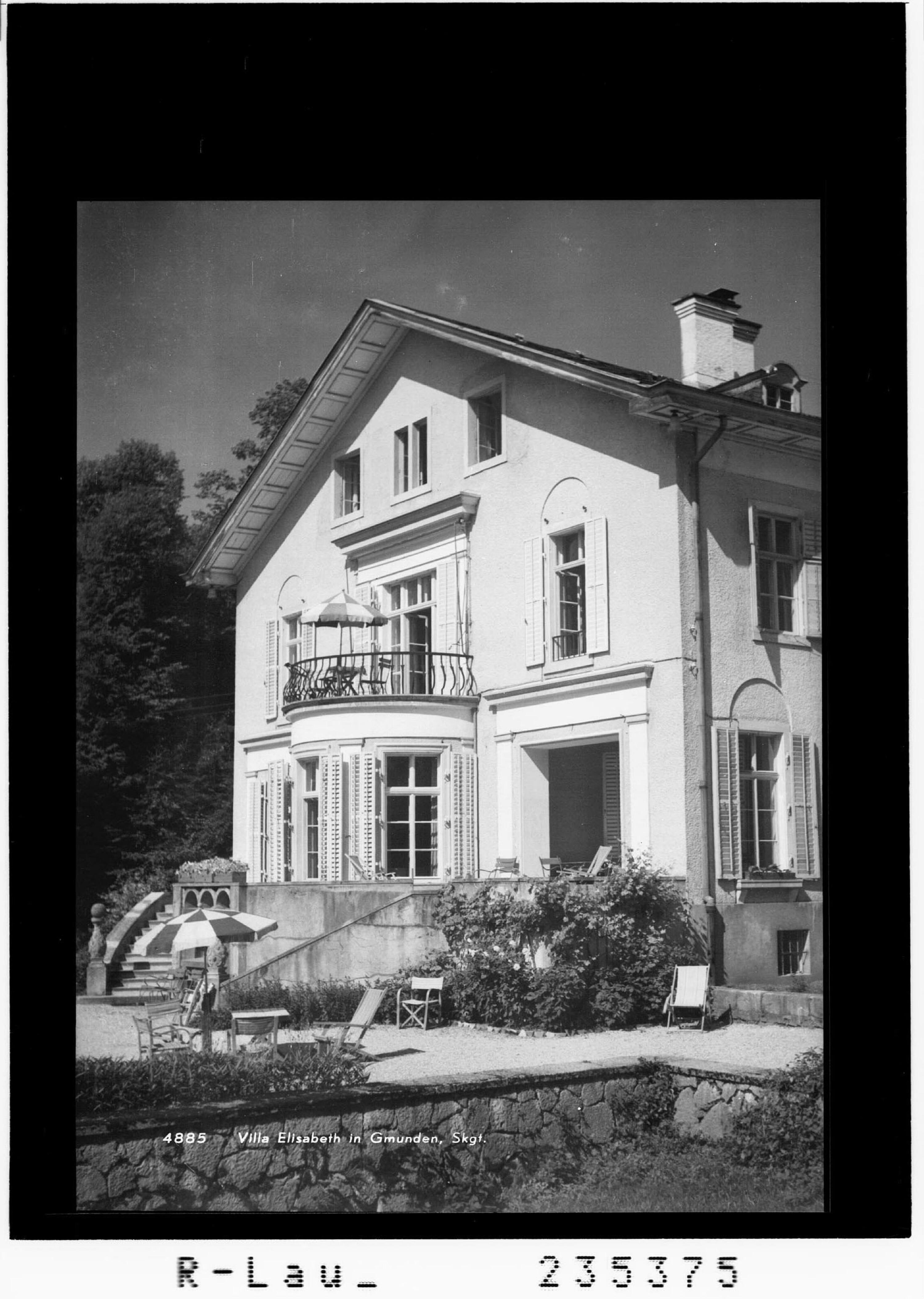 Villa Elisabeth in Gmunden / Salzkammergut></div>


    <hr>
    <div class=