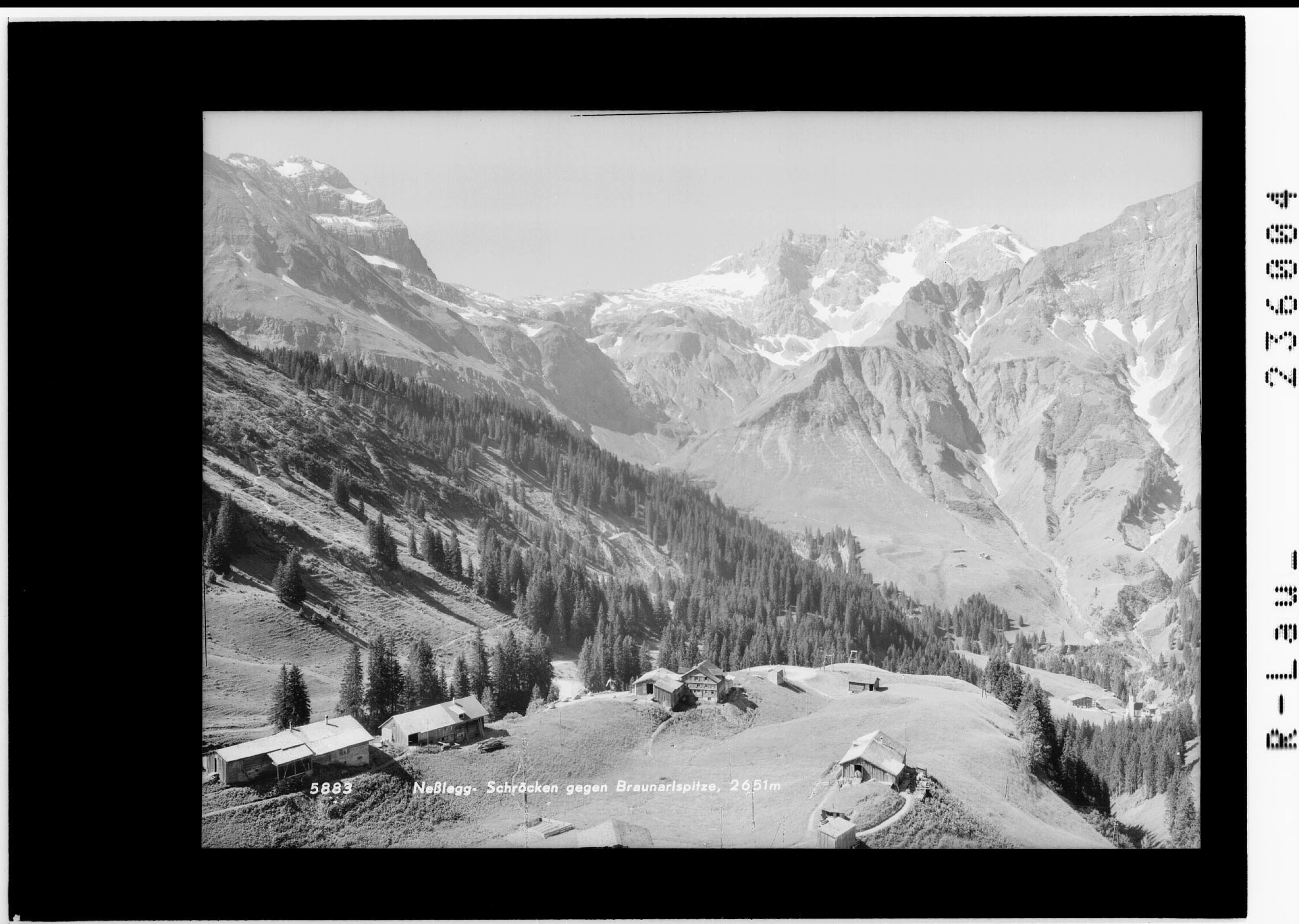 Nesslegg - Schröcken gegen Braunarlspitze 2651 m></div>


    <hr>
    <div class=