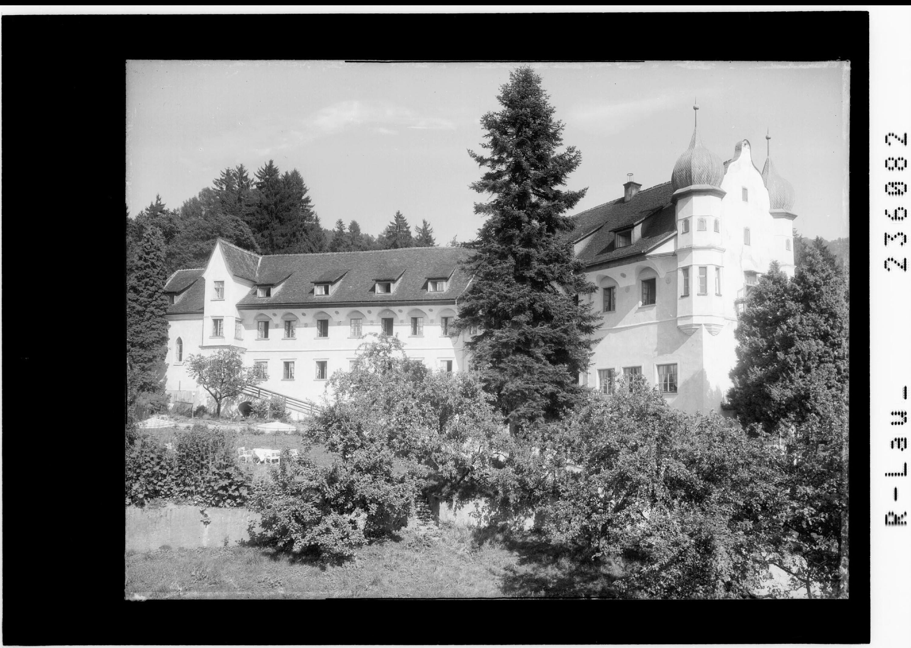 Hotel Schloss Hofen / Lochau bei Bregenz></div>


    <hr>
    <div class=
