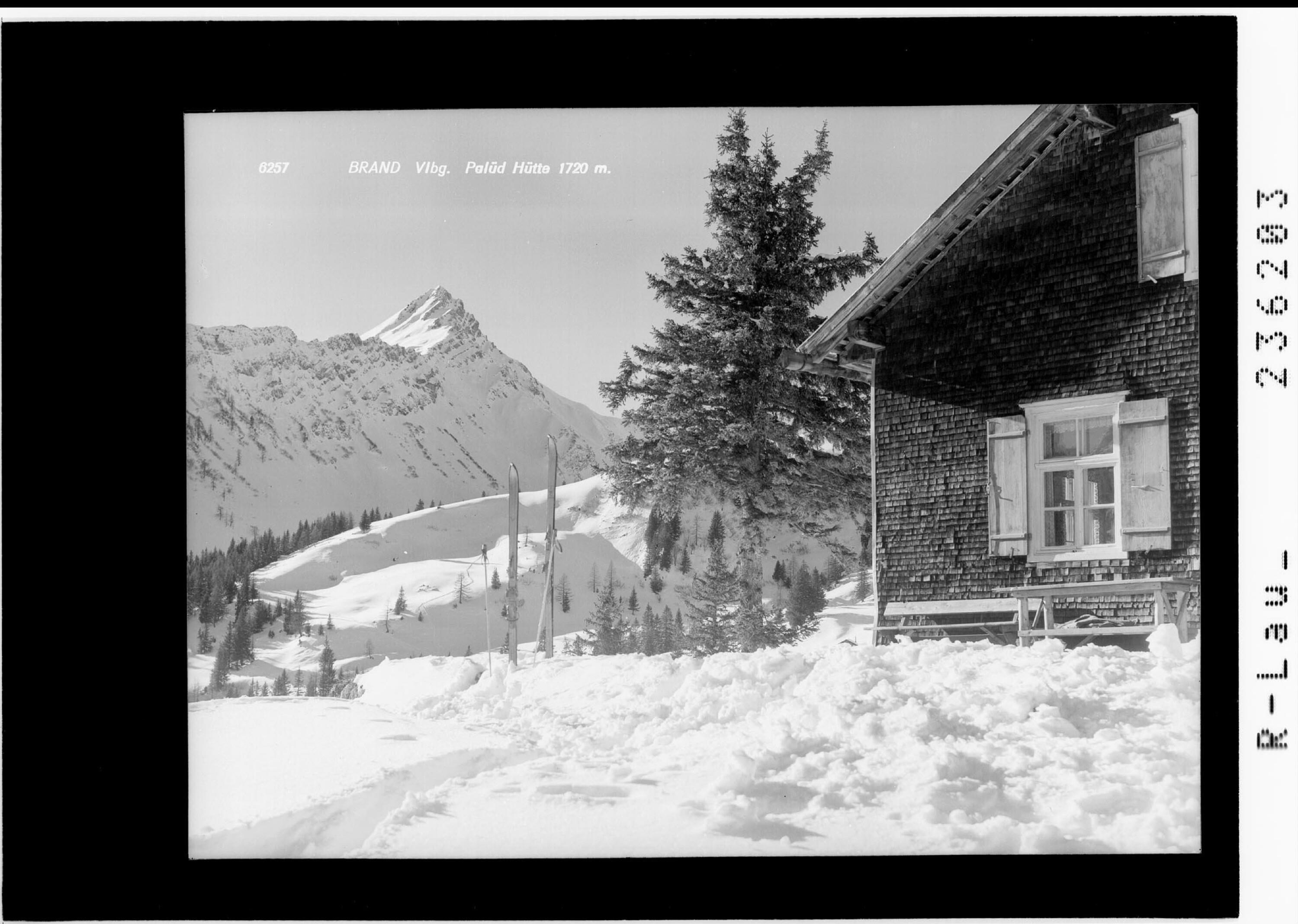 Brand / Vorarlberg / Palüd Hütte 1720 m></div>


    <hr>
    <div class=