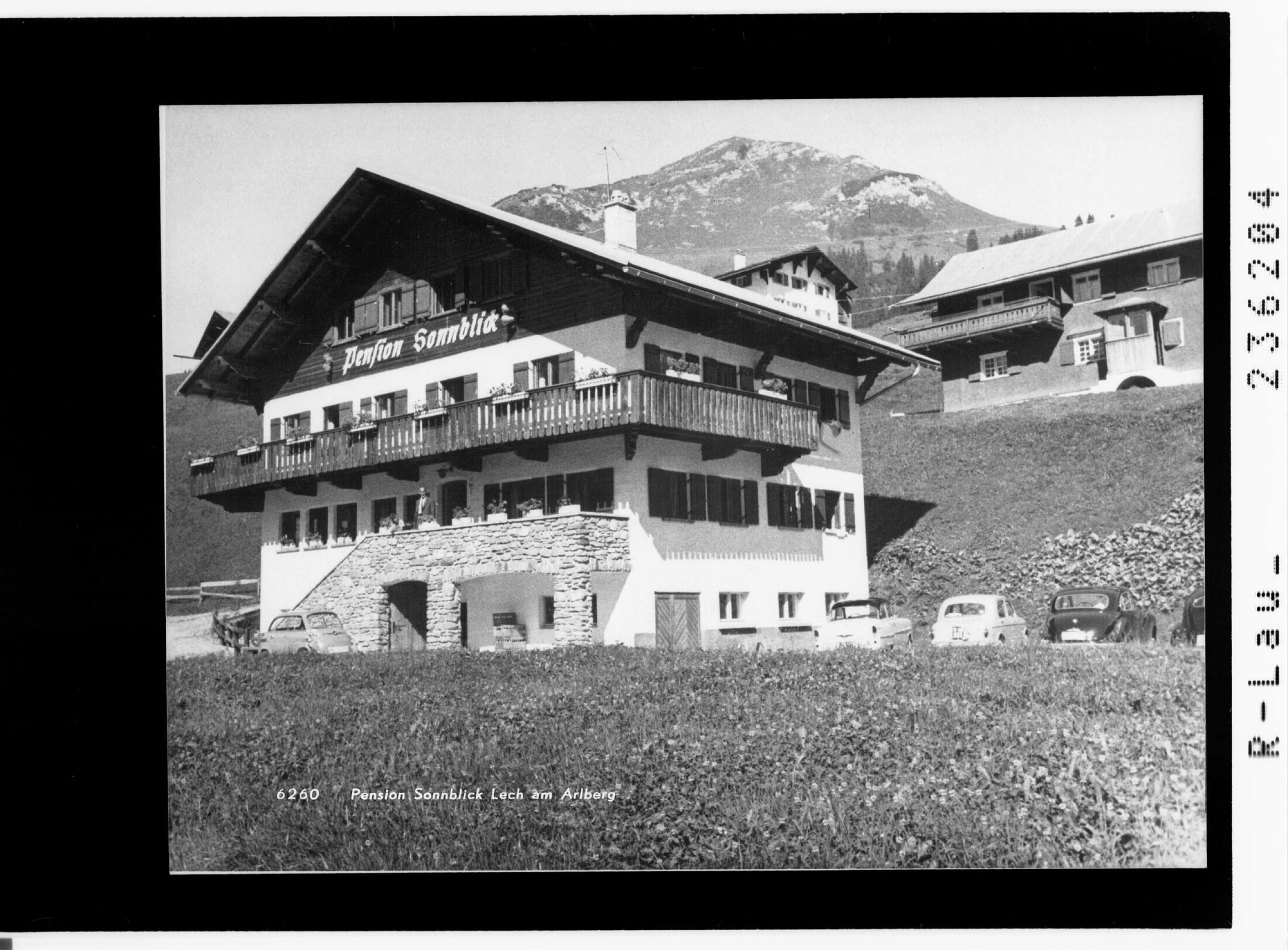 Pension Sonnblick / Lech am Arlberg></div>


    <hr>
    <div class=