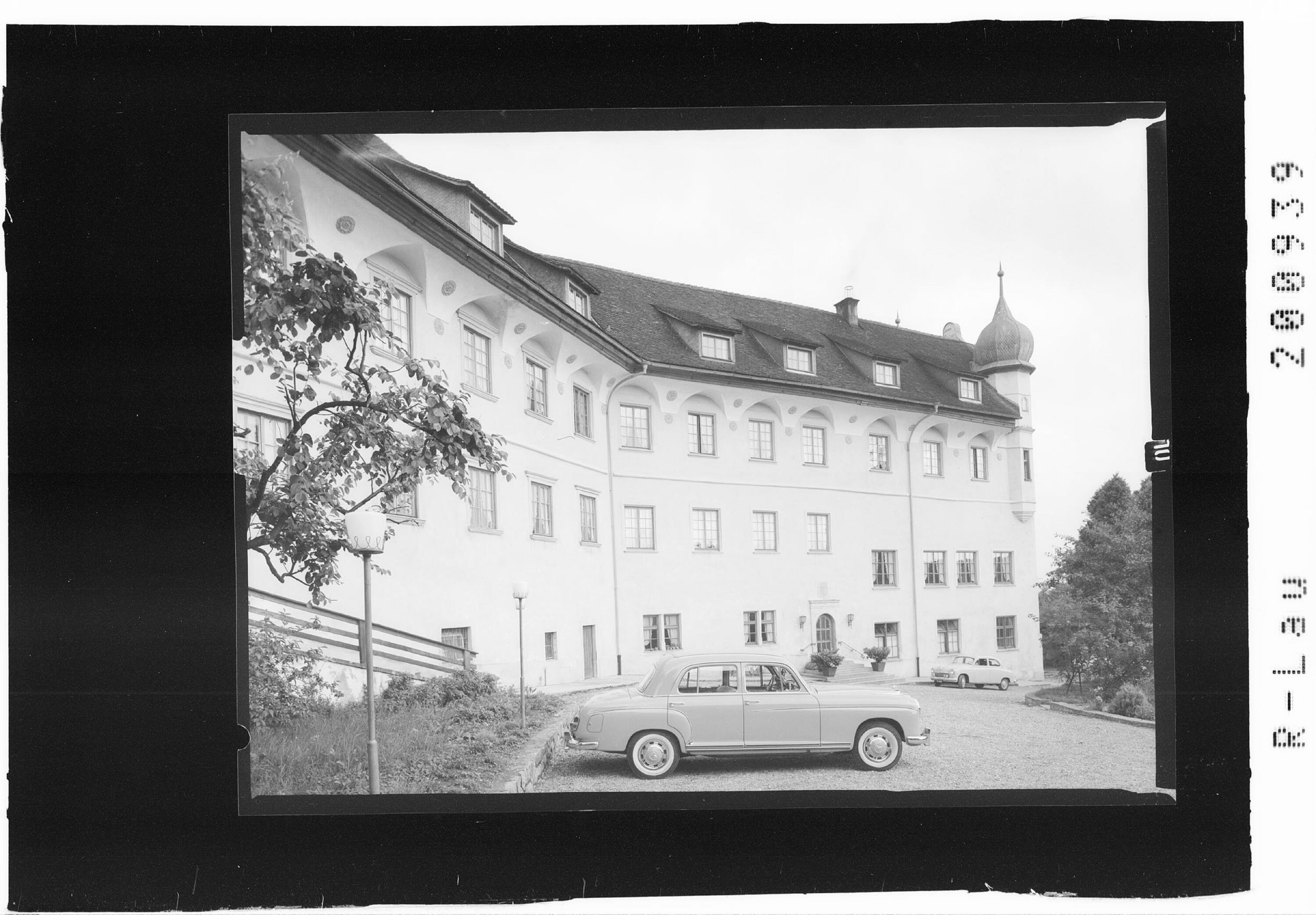 Hotel Schloss Hofen in Lochau bei Bregenz></div>


    <hr>
    <div class=