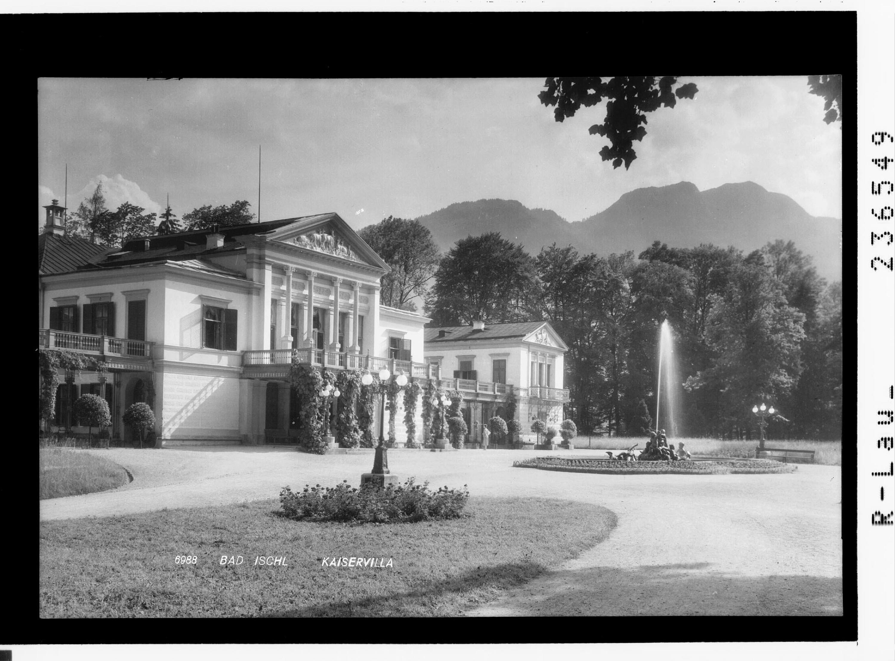 Bad Ischl / Kaiservilla></div>


    <hr>
    <div class=