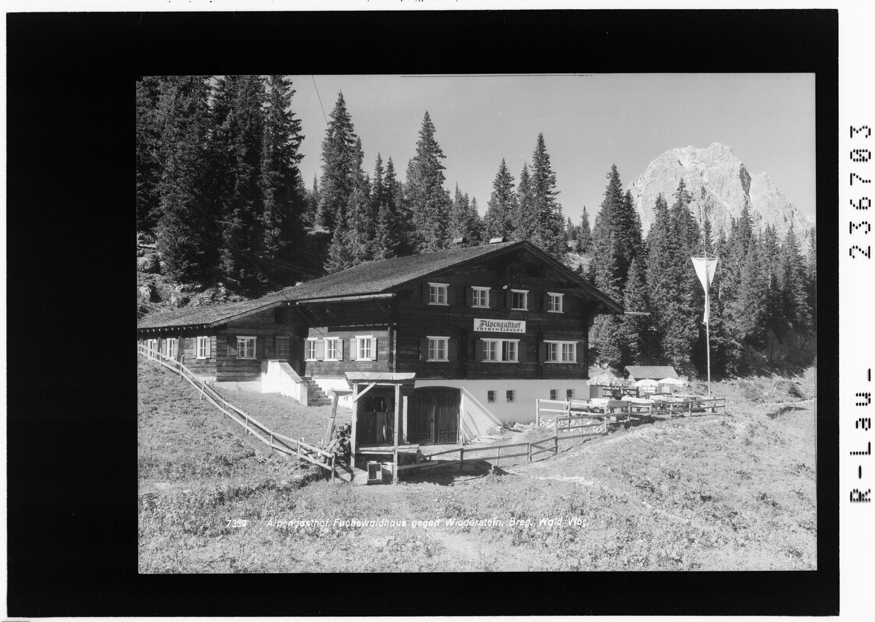 Alpengasthof Fuchswaldhaus gegen Widderstein / Bregenzer Wald / Vorarlberg></div>


    <hr>
    <div class=