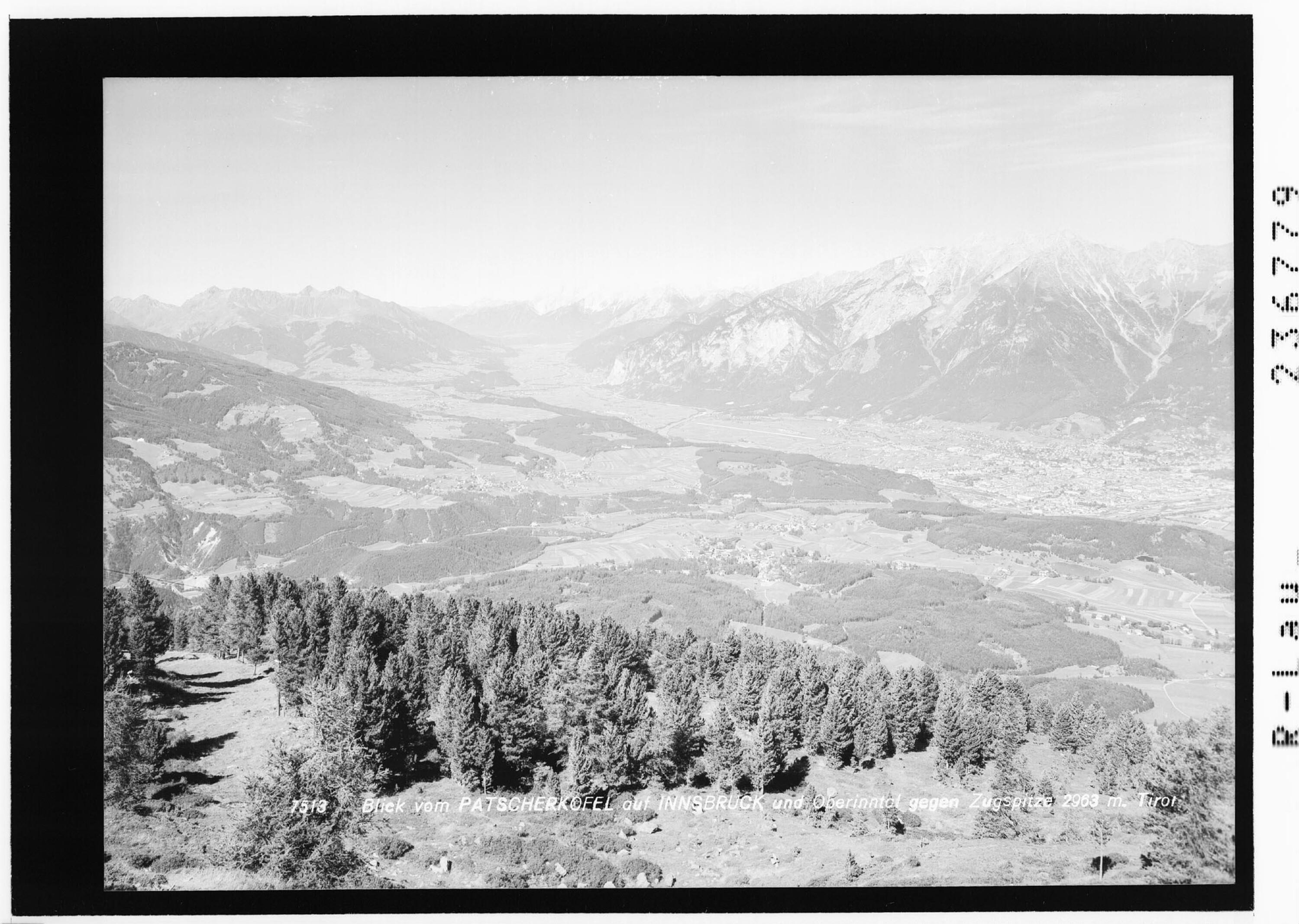 Blick vom Patscherkofel auf Innsbruck und Oberinntal gegen Zugspitze 2963 m></div>


    <hr>
    <div class=