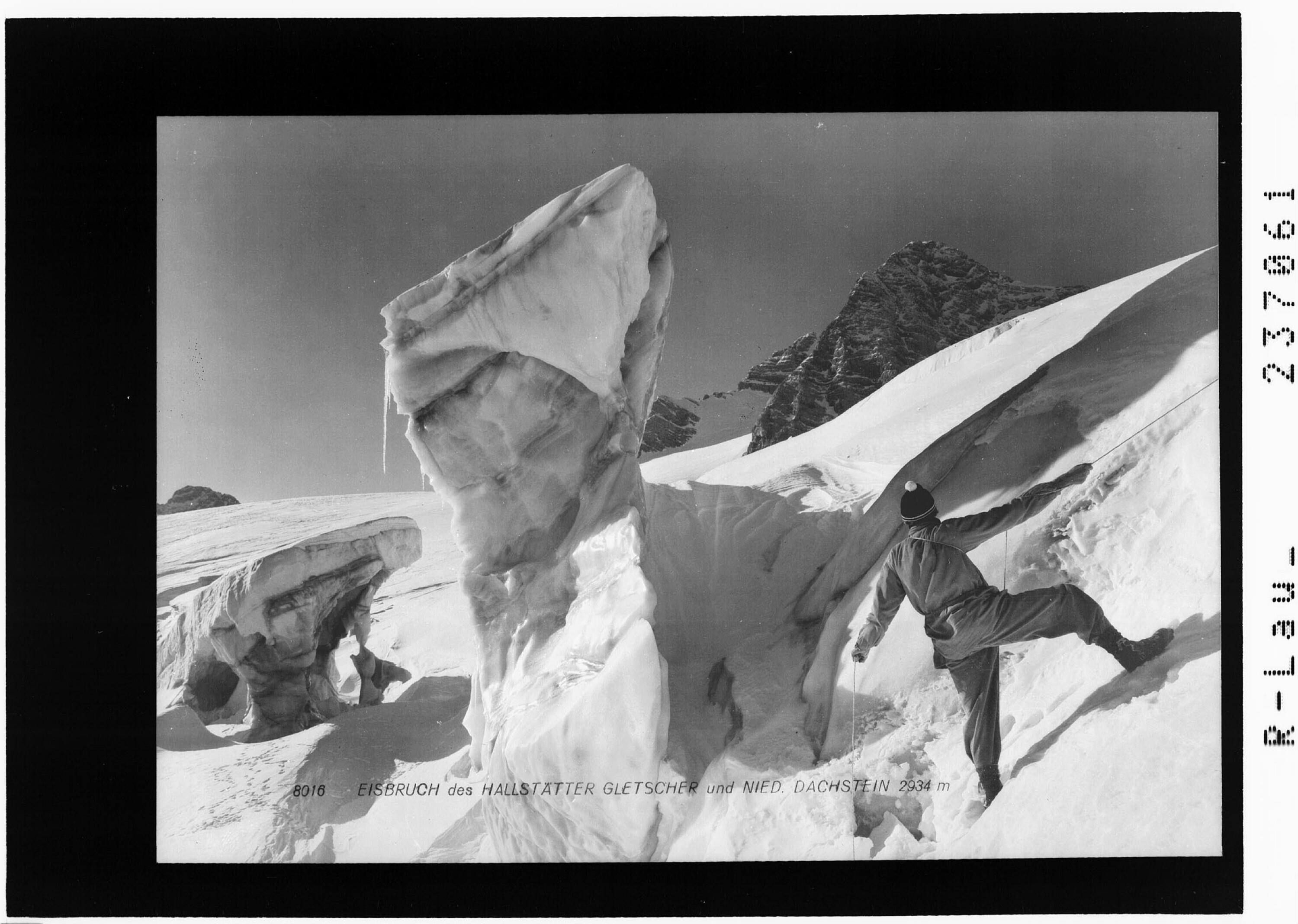 Eisbruch des Hallstätter Gletscher und Niederer Dachstein 2934 m></div>


    <hr>
    <div class=