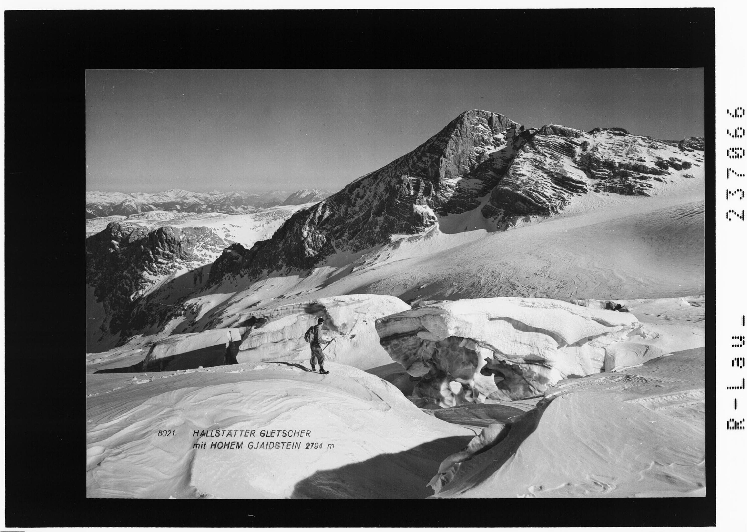 Hallstätter Gletscher mit Hohem Gjaidstein 2794 m></div>


    <hr>
    <div class=