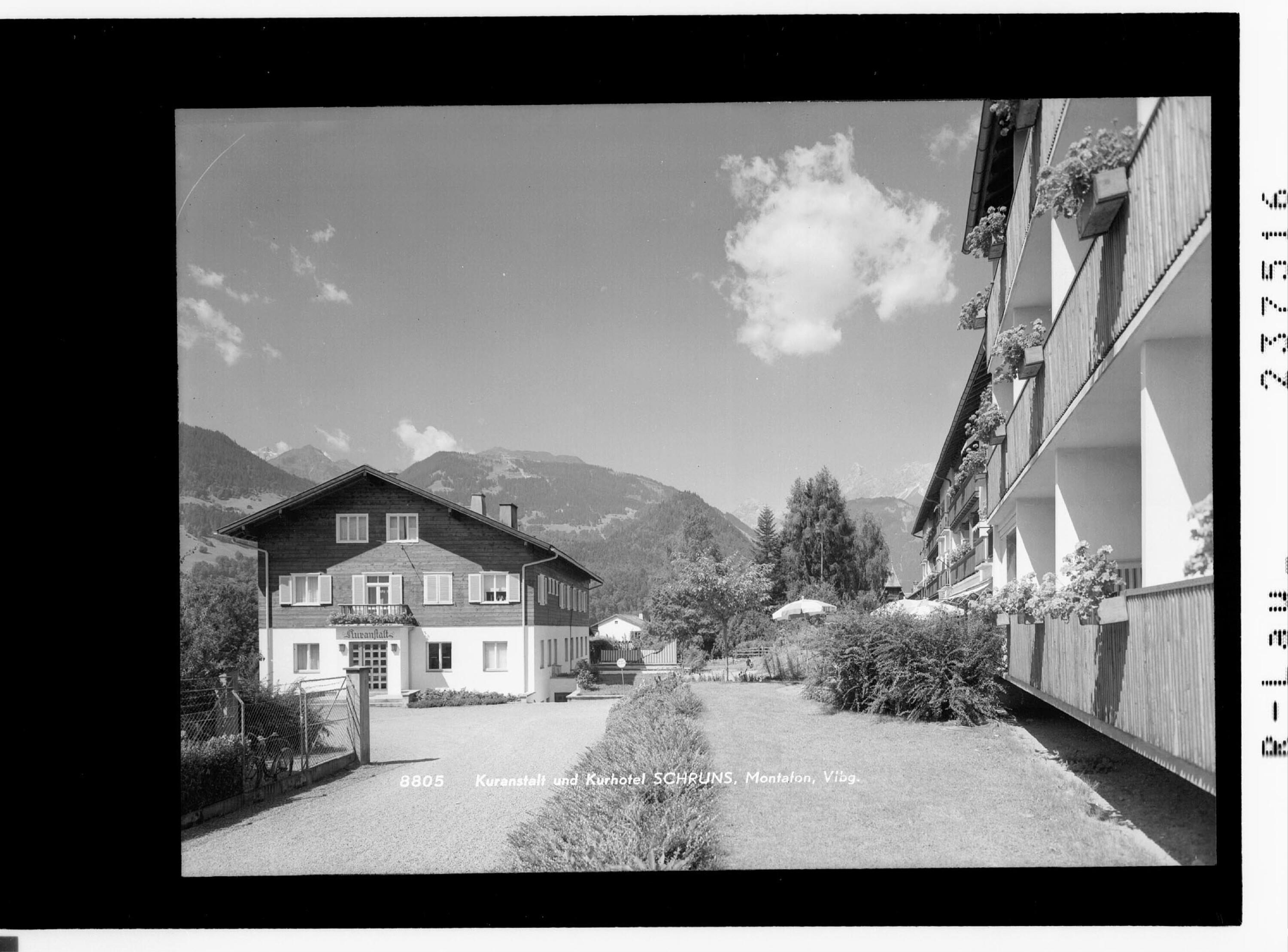 Kuranstalt und Kurhotel Schruns / Monzafon / Vorarlberg></div>


    <hr>
    <div class=