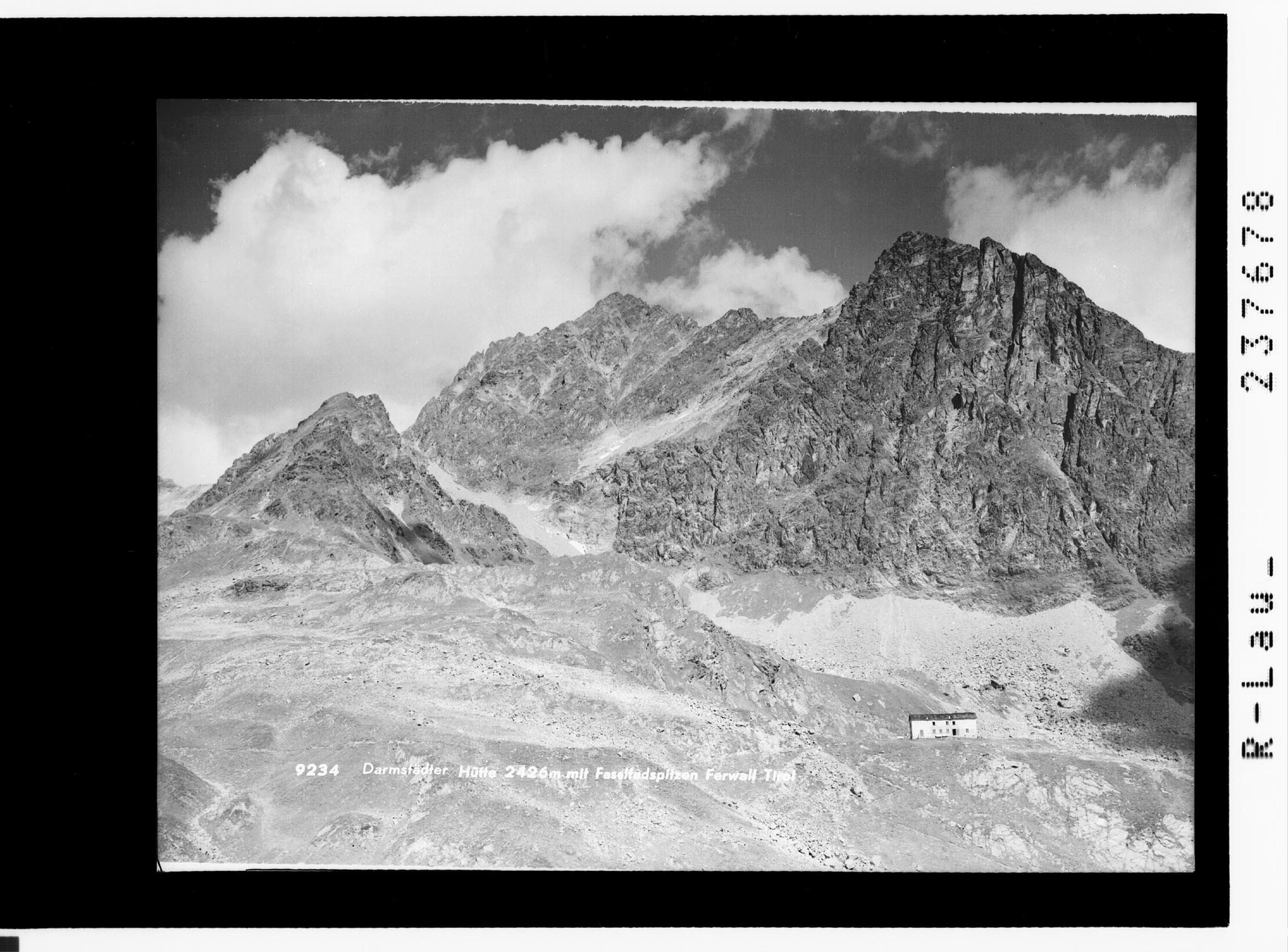Darmstädter Hütte 2426 m mit Faselfadspitzen / Ferwall / Tirol></div>


    <hr>
    <div class=