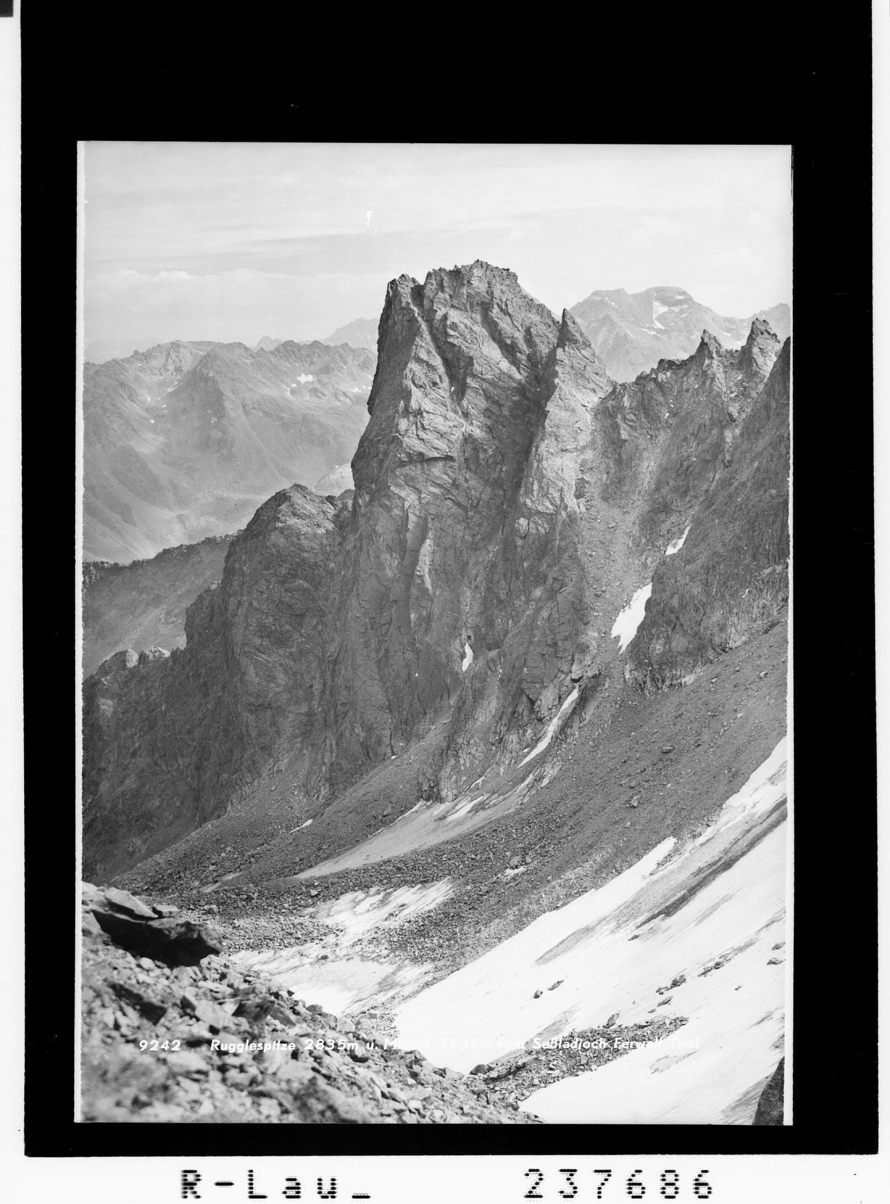 Rugglespitze 2835 m und Michel 2736 m vom Seßladjoch / Ferwall / Tirol></div>


    <hr>
    <div class=