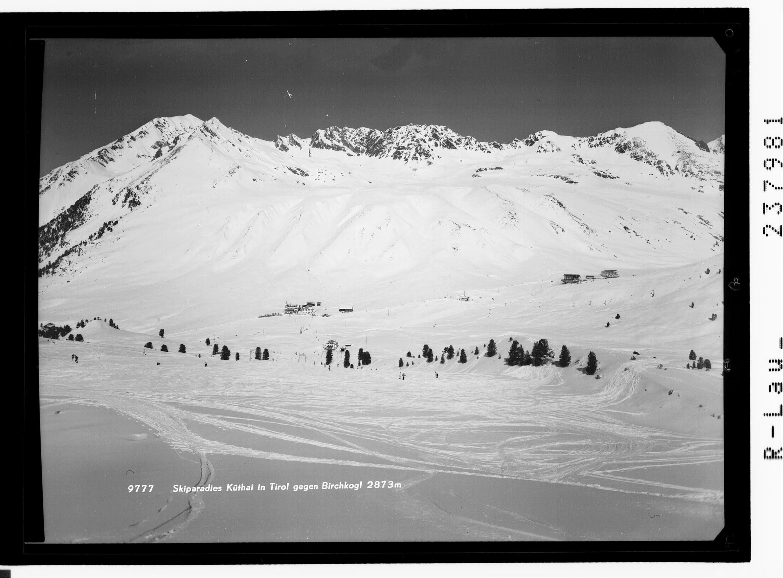 Skiparadies Küthai in Tirol gegen Birchkogl 2873 m></div>


    <hr>
    <div class=