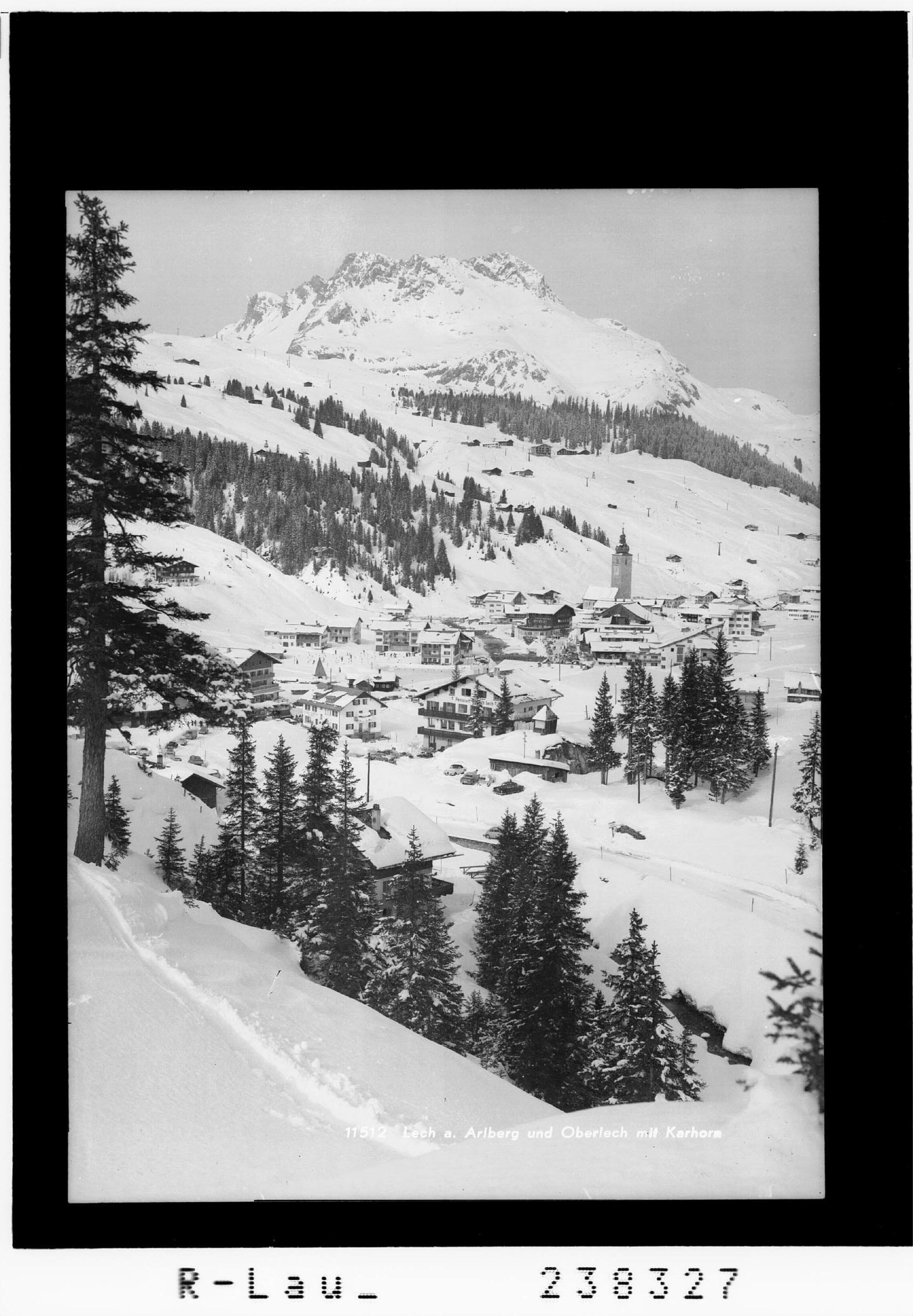 Lech am Arlberg und Oberlech mit Karhorn></div>


    <hr>
    <div class=