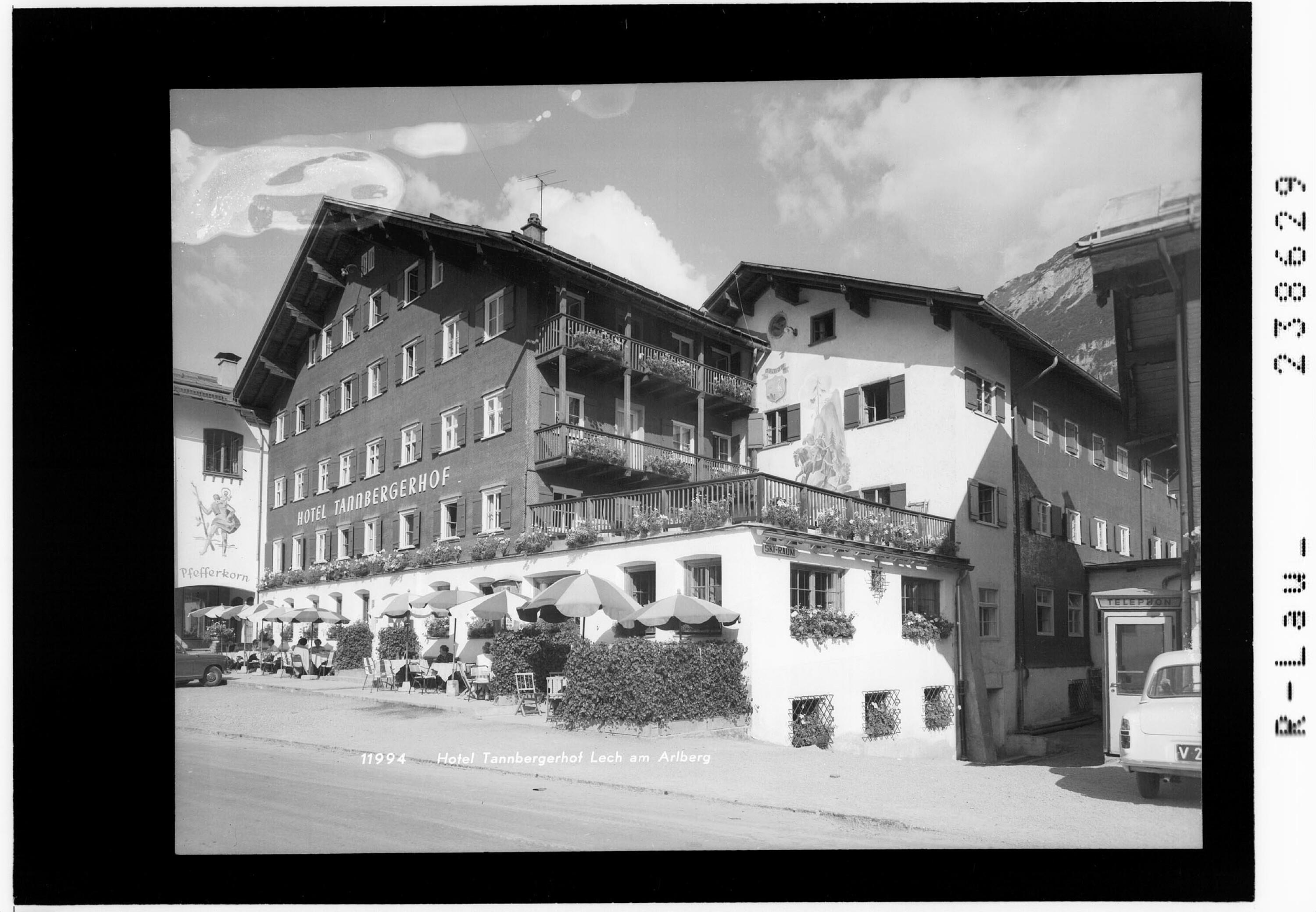 Hotel Tannbergerhof / Lech am Arlberg></div>


    <hr>
    <div class=