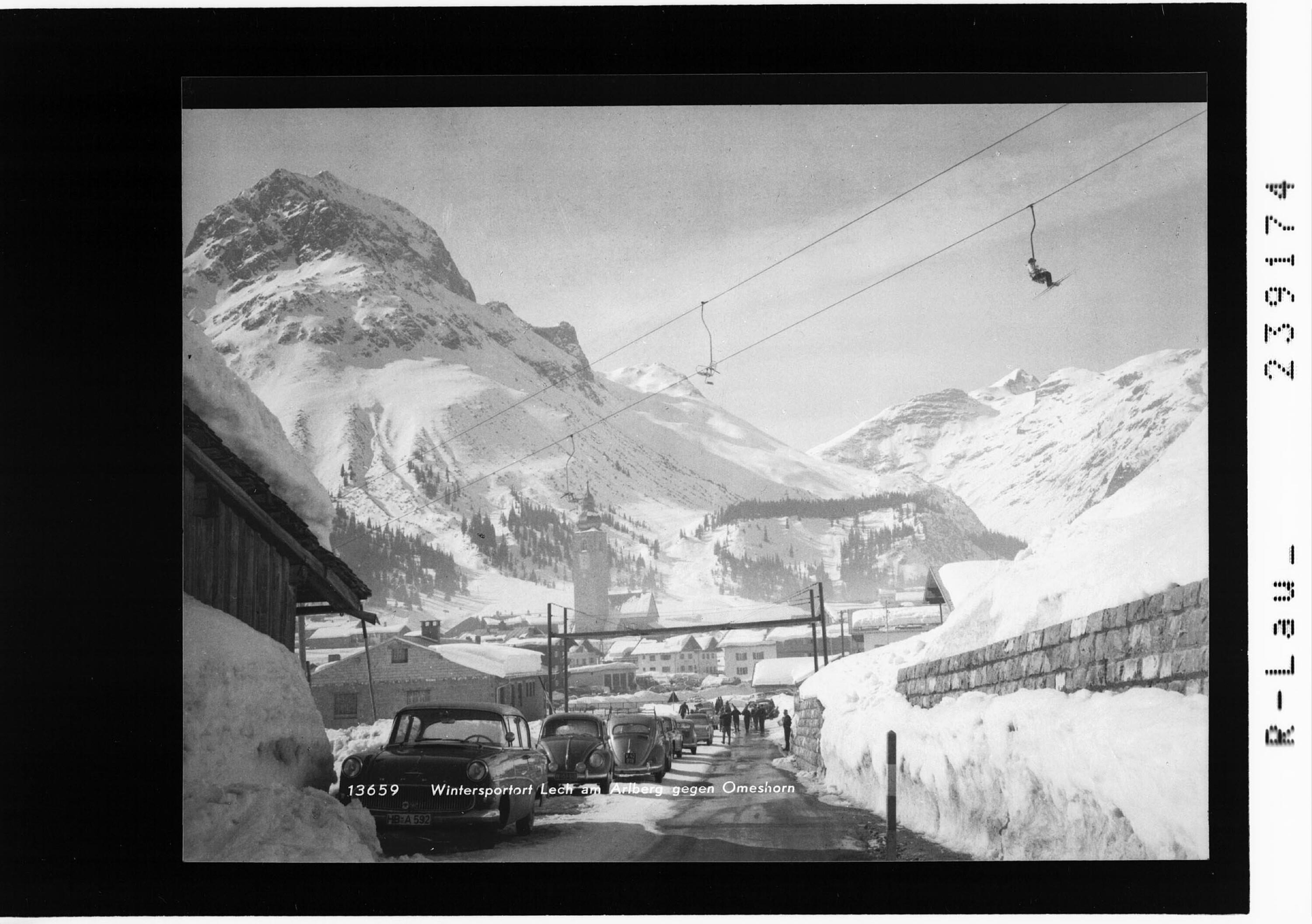 Wintersportort Lech am Arlberg gegen Omeshorn></div>


    <hr>
    <div class=