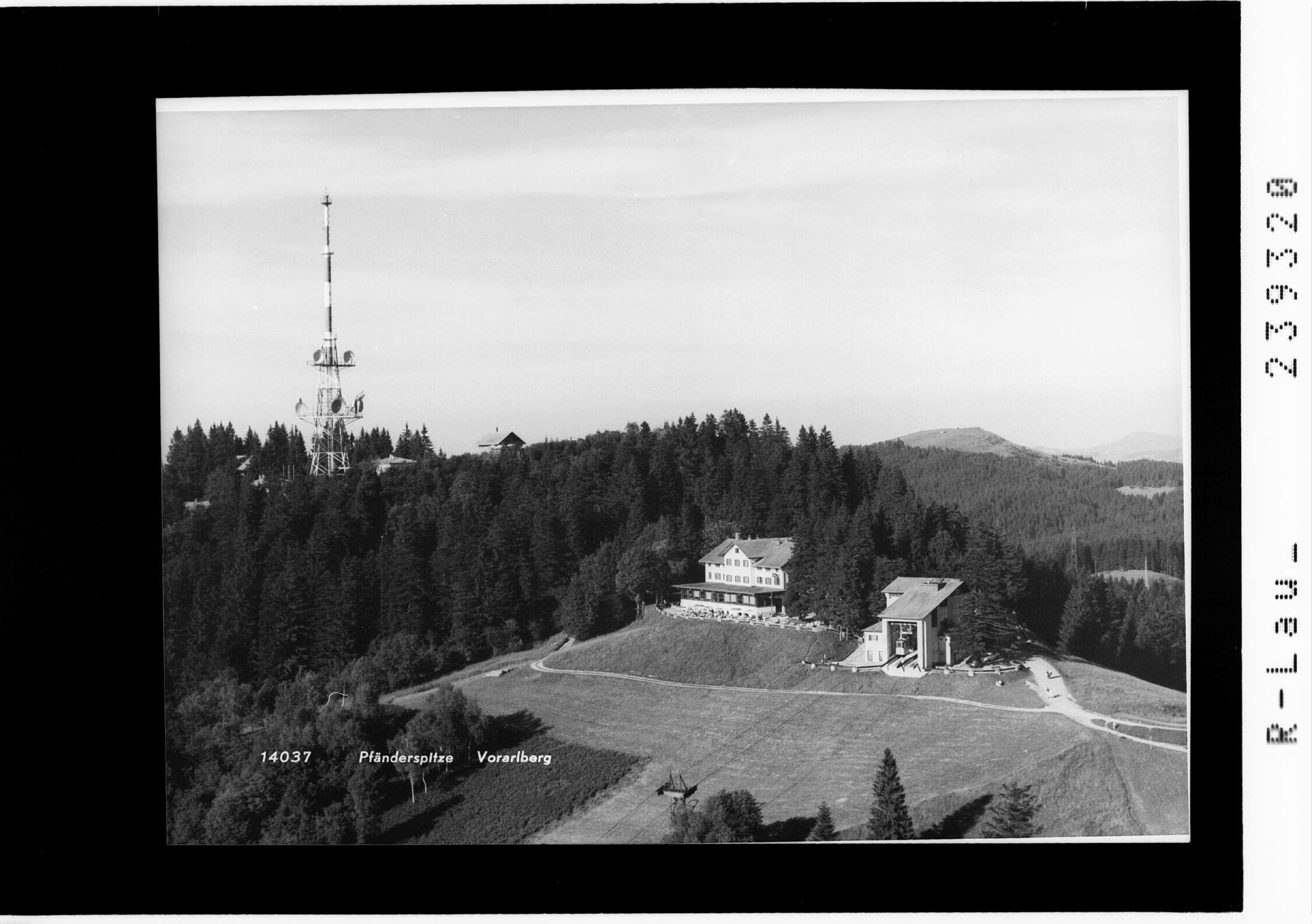 Pfänderspitze / Vorarlberg></div>


    <hr>
    <div class=