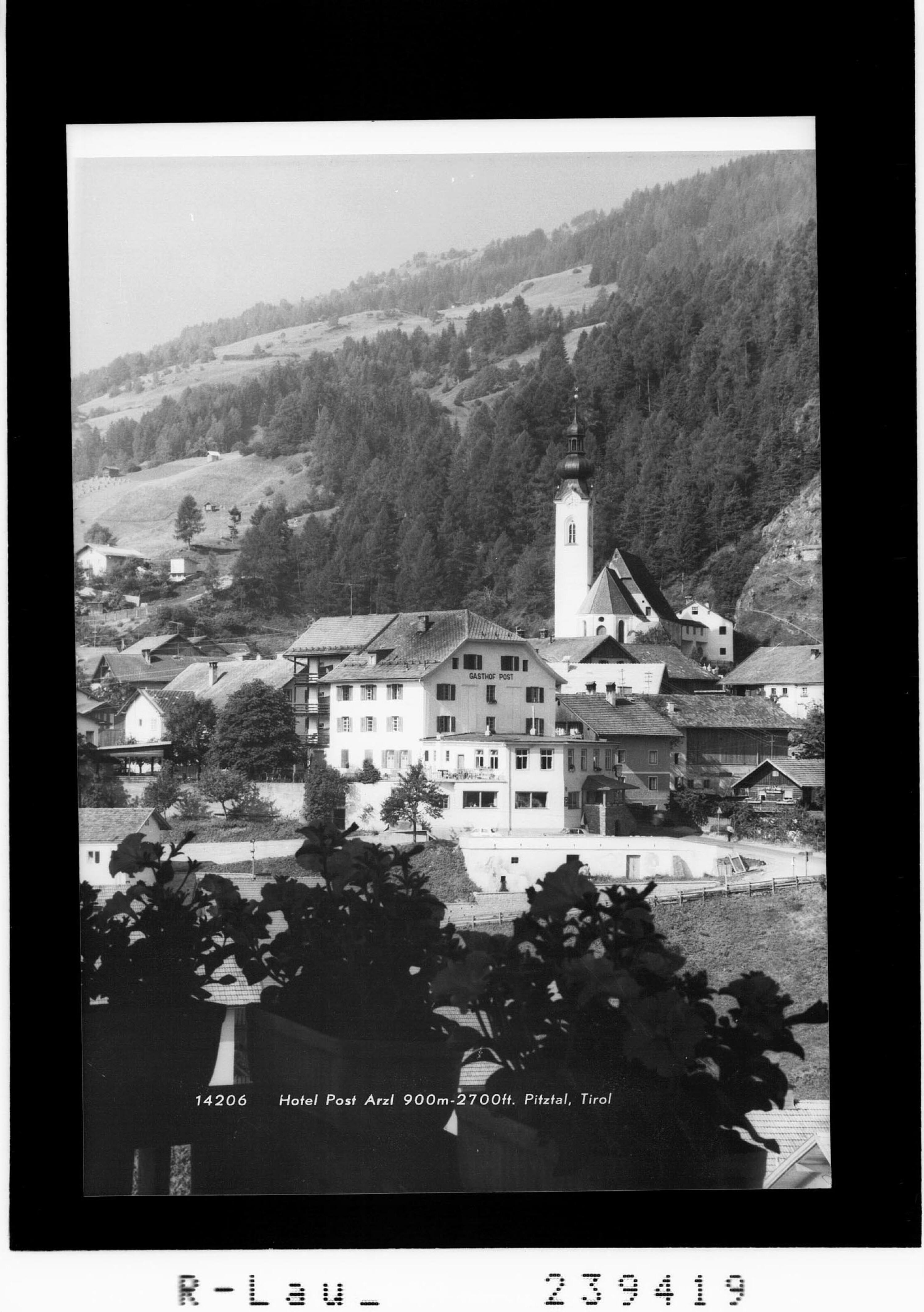 Hotel Post / Arzl 900 m / Pitztal / Tirol></div>


    <hr>
    <div class=