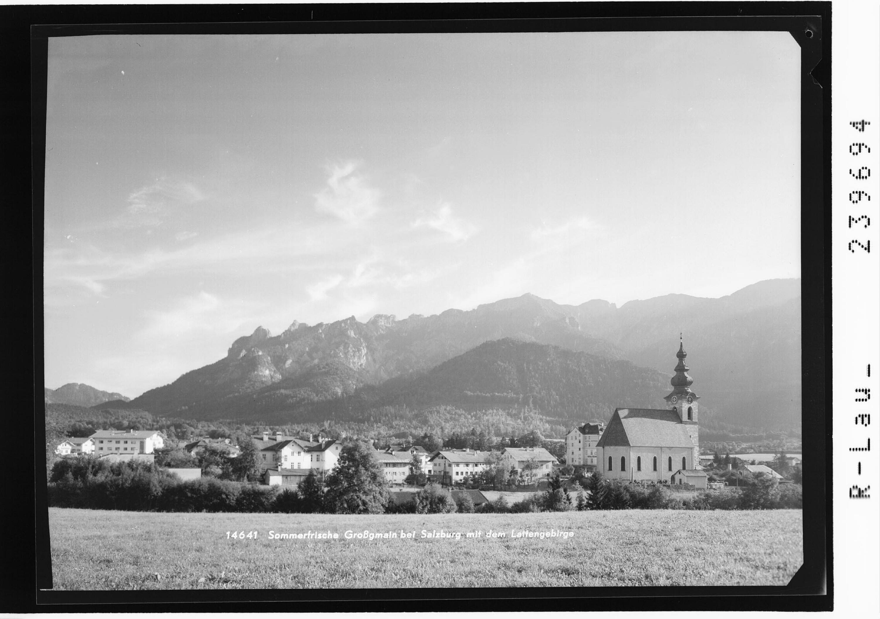 Sommerfrische Großgmain bei Salzburg mit dem Lattengebirge></div>


    <hr>
    <div class=