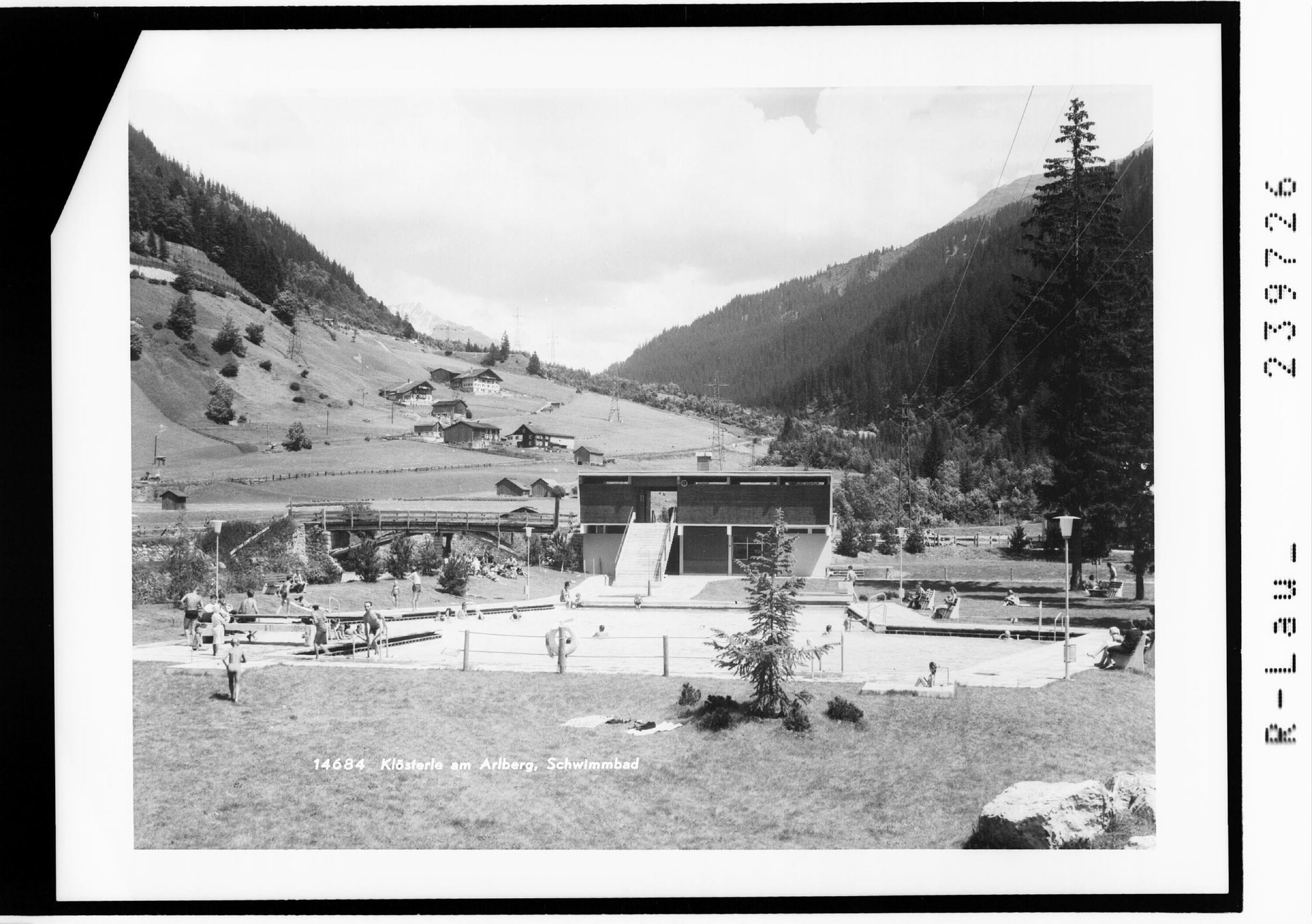 Klösterle am Arlberg / Schwimmbad></div>


    <hr>
    <div class=