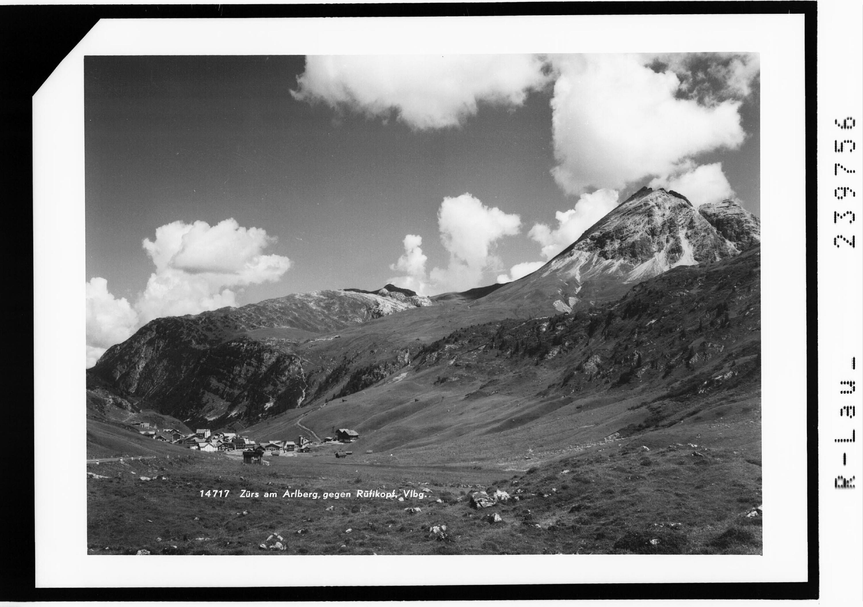 Zürs am Arlberg gegen Rüfikopf / Vorarlberg></div>


    <hr>
    <div class=