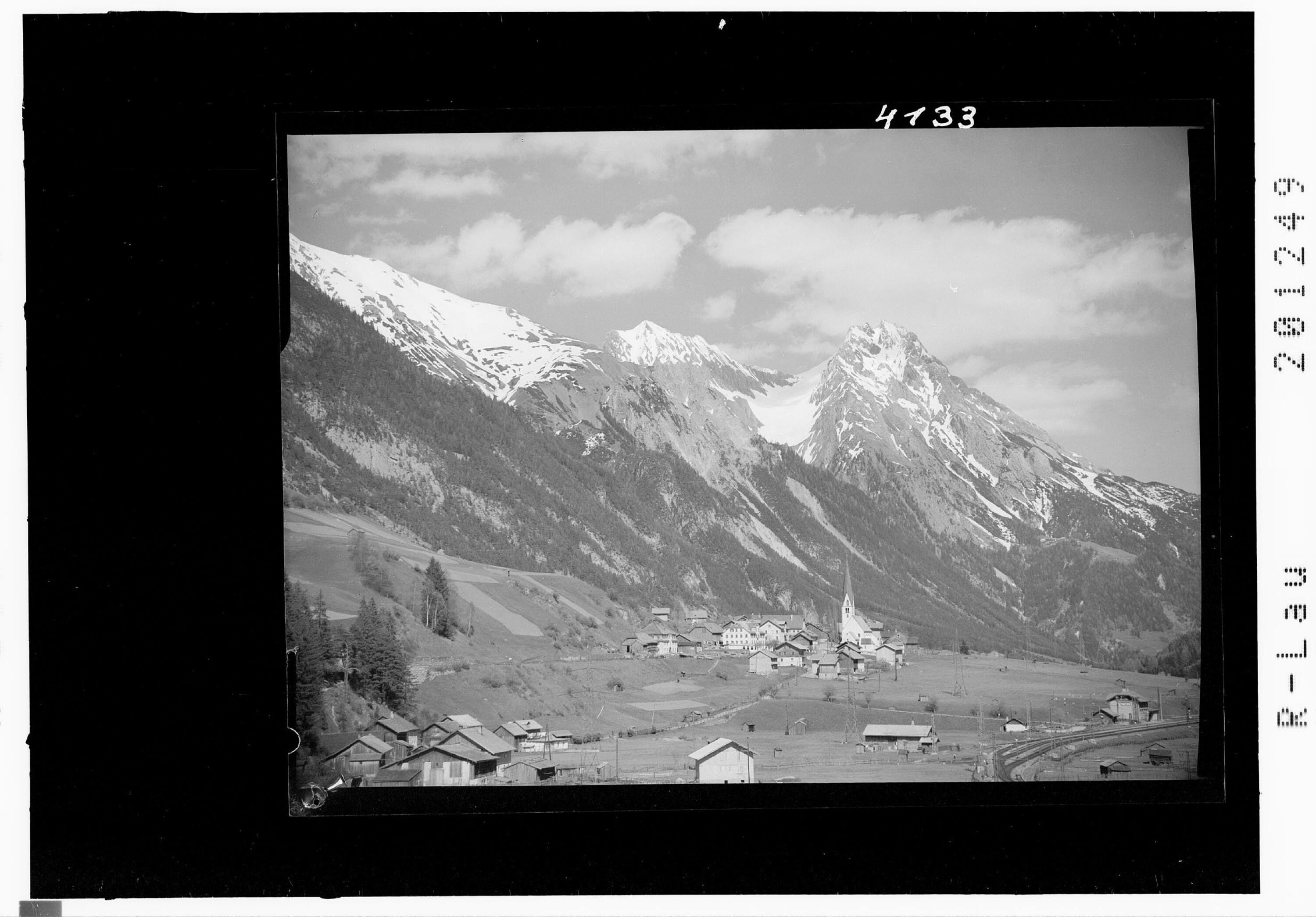 Pettneu am Arlberg gegen Eisenspitze></div>


    <hr>
    <div class=