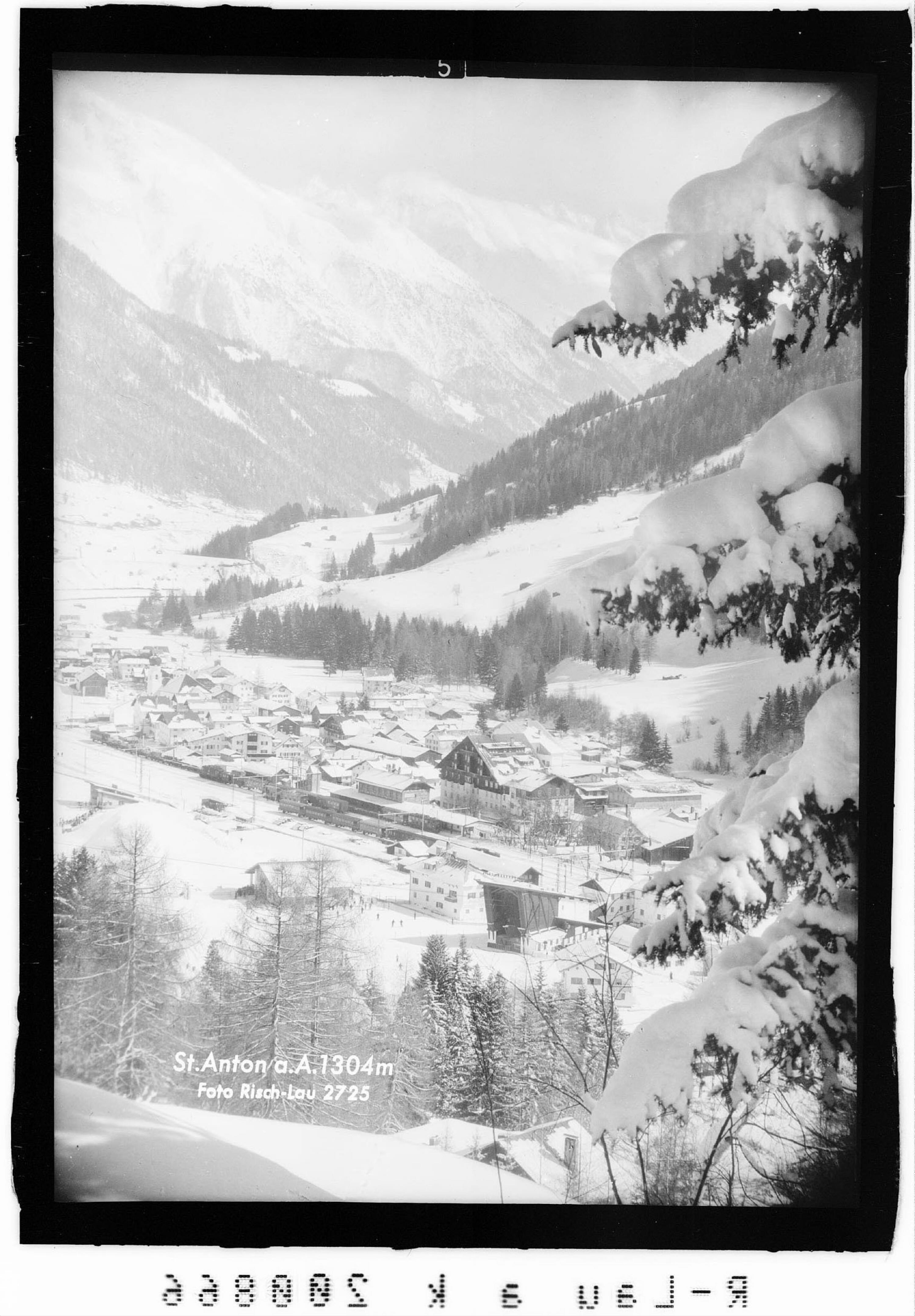 St.Anton am Arlberg 1304 m></div>


    <hr>
    <div class=