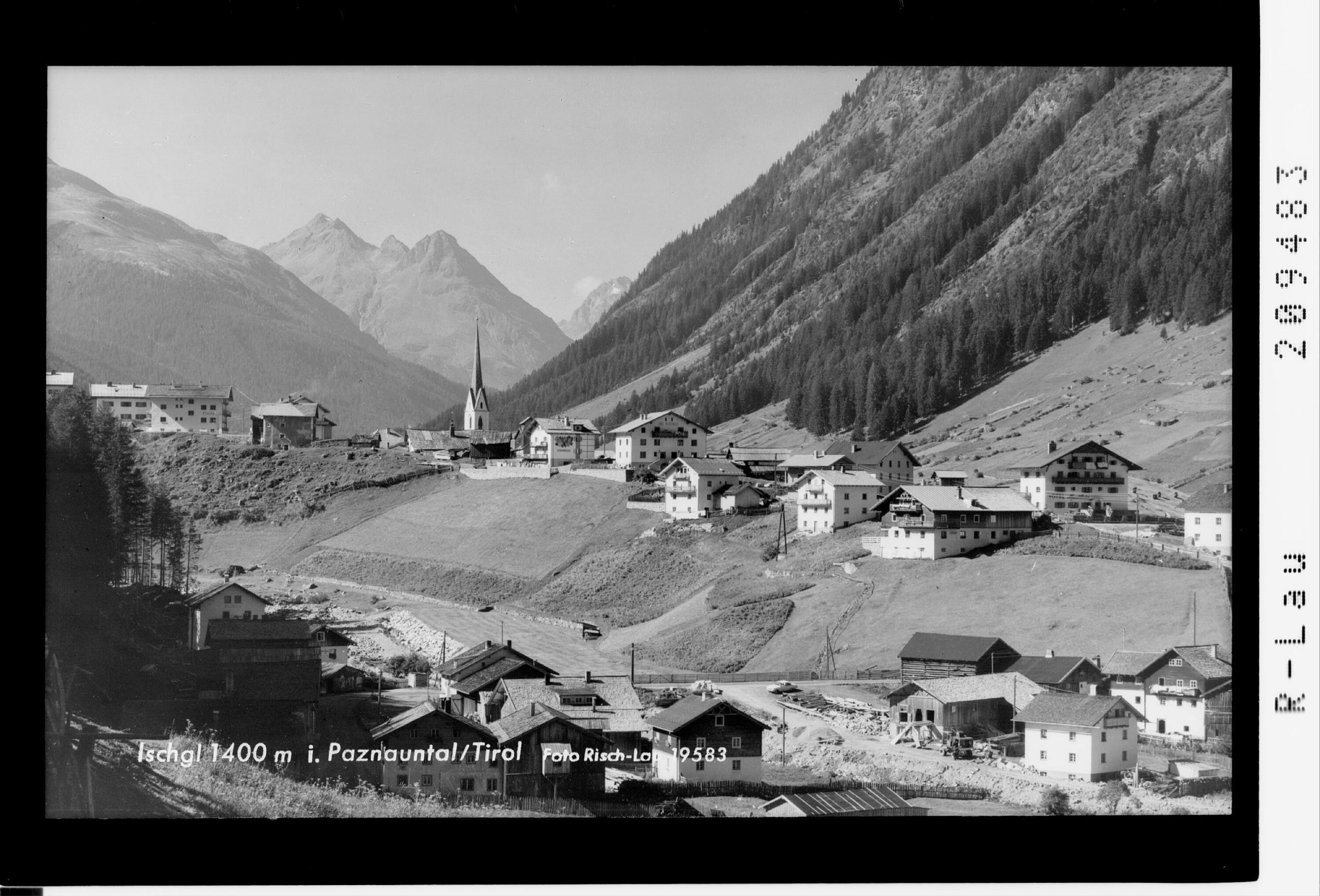 Ischgl 1400 m im Paznauntal / Tirol></div>


    <hr>
    <div class=