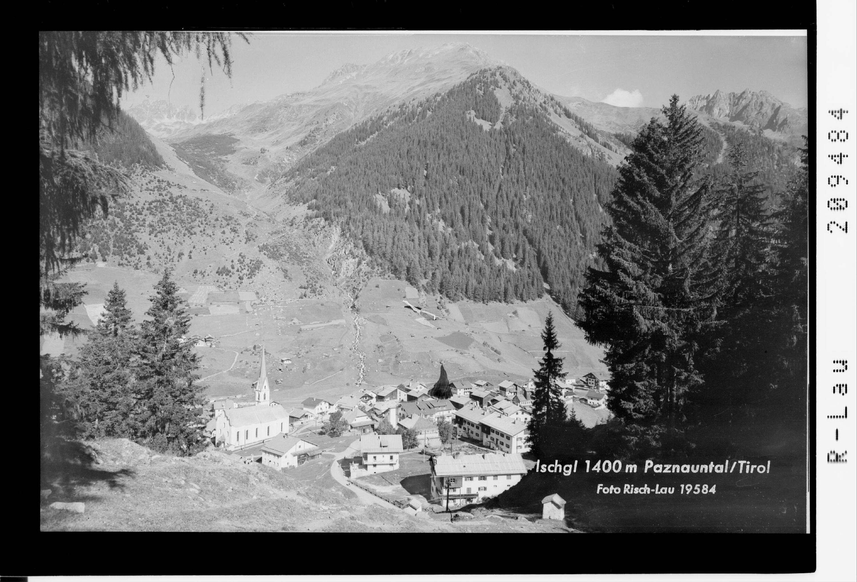 Ischgl 1400 m Paznauntal / Tirol></div>


    <hr>
    <div class=