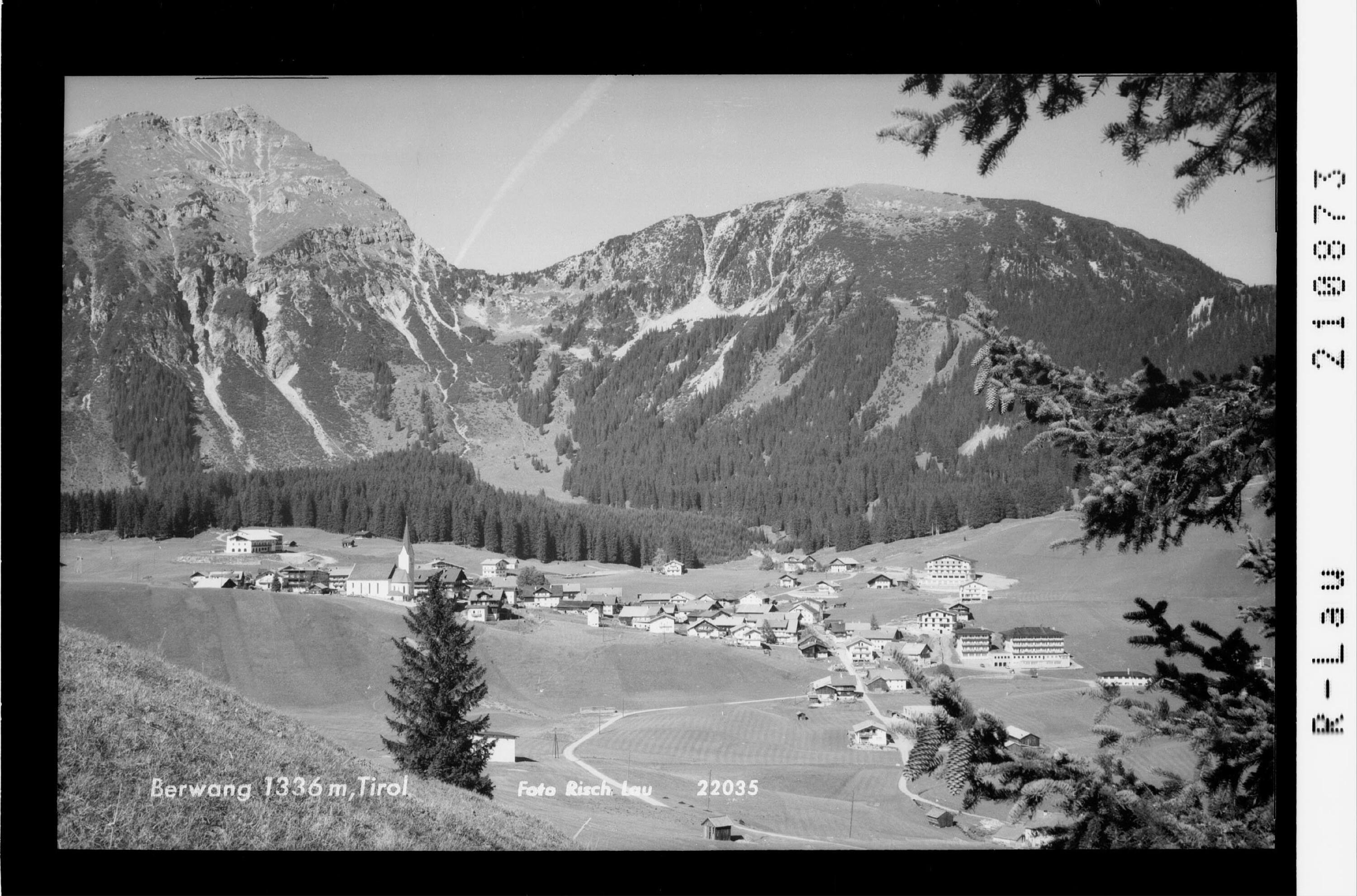Berwang 1336 m, Tirol></div>


    <hr>
    <div class=