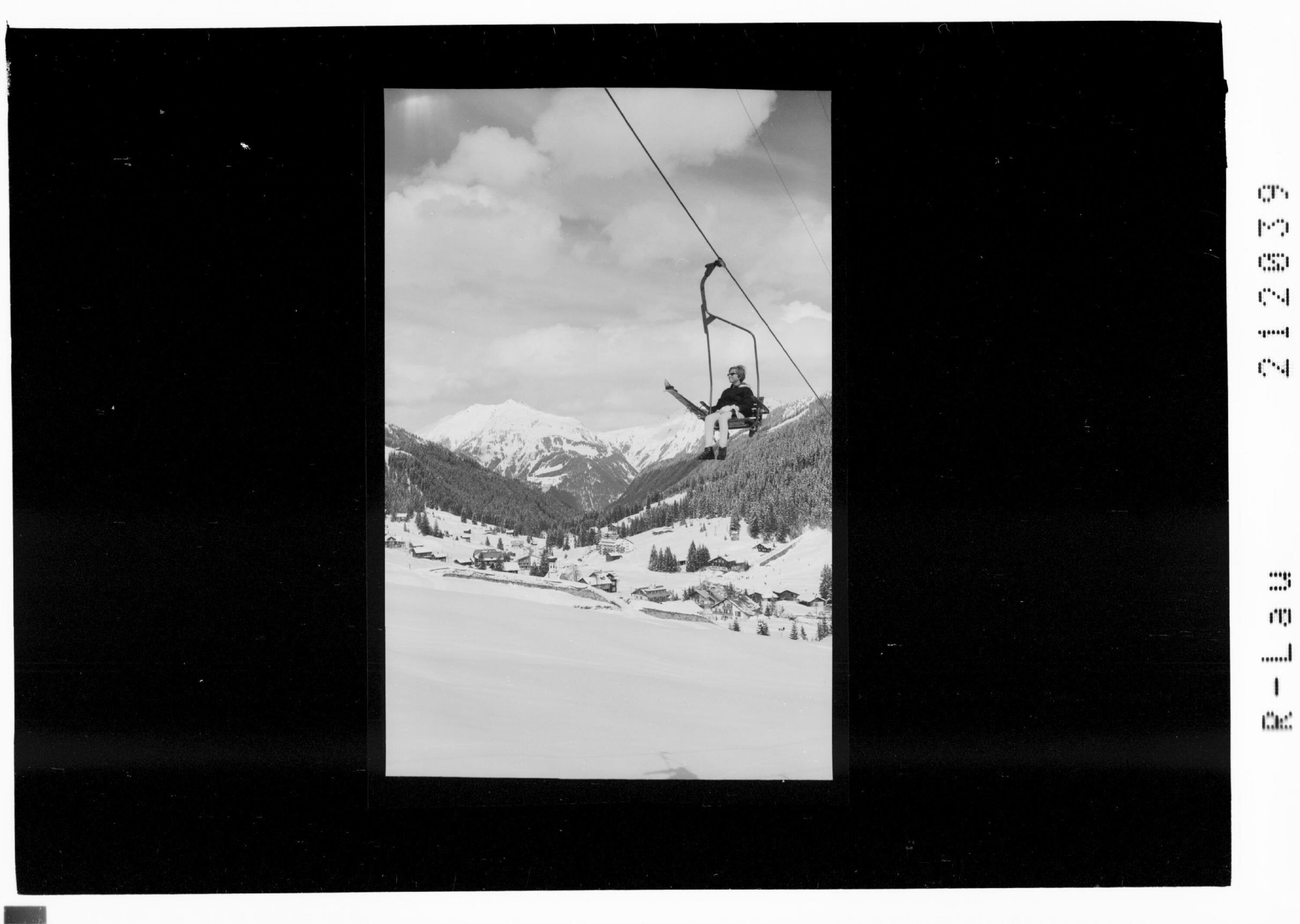 Gargellen 1470 m Vorarlberg Montafon Schafberglift mit Zamangspitze></div>


    <hr>
    <div class=