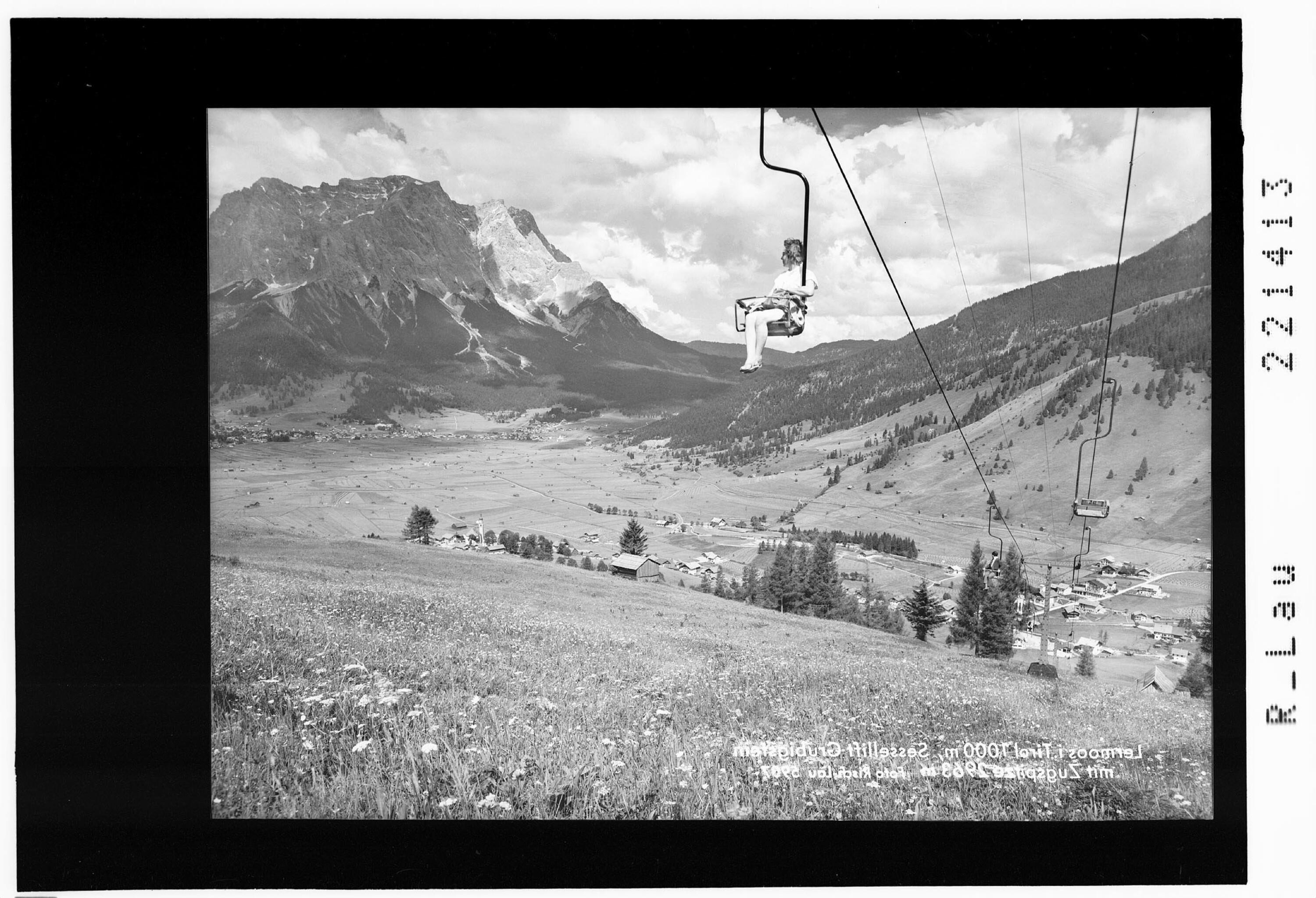 Lermoos in Tirol 1000 m / Sessellift Grubigstein mit Zugspitze 2963 m></div>


    <hr>
    <div class=