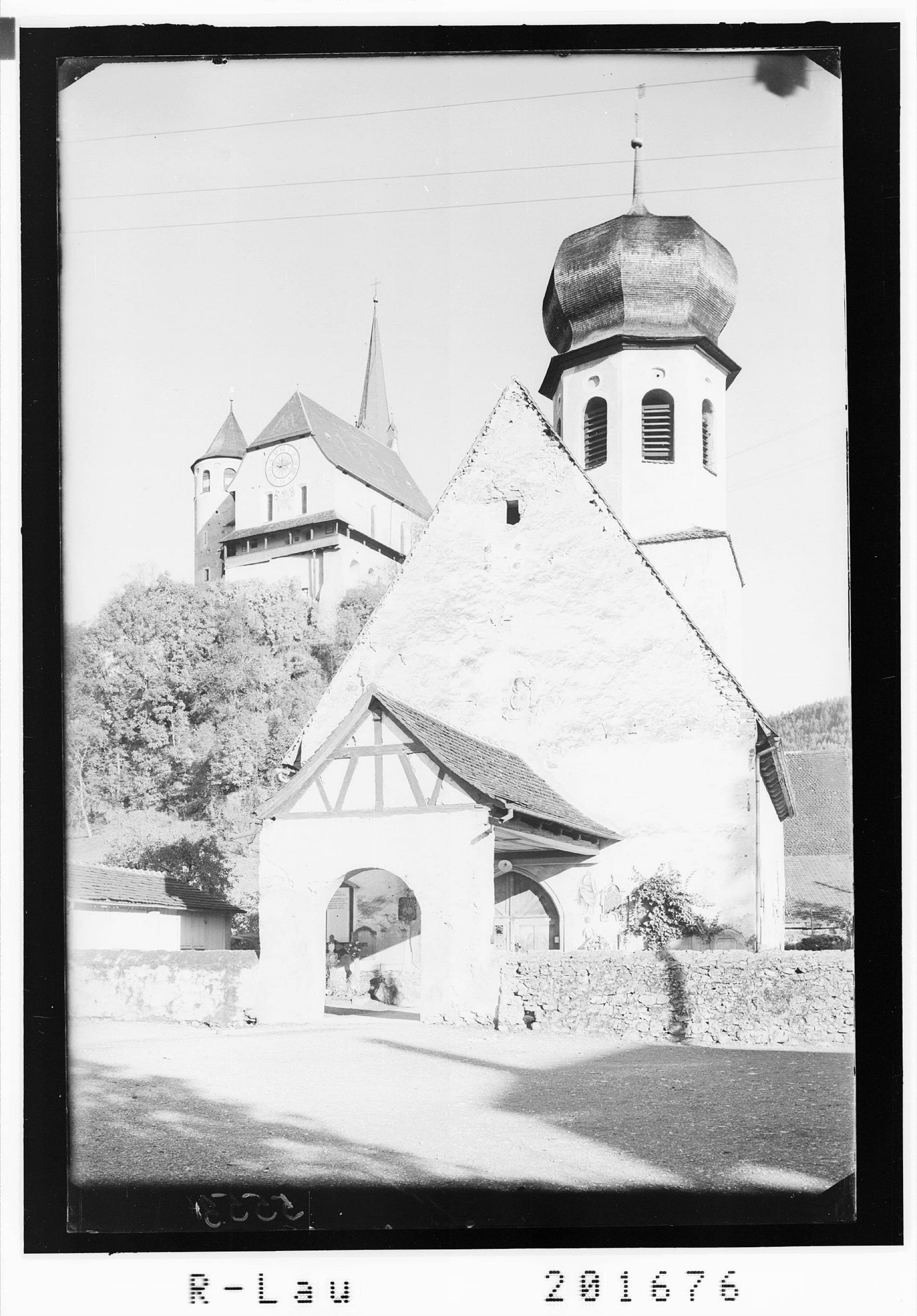 [Rankweil / Kapelle mit Liebfrauenkirche]></div>


    <hr>
    <div class=