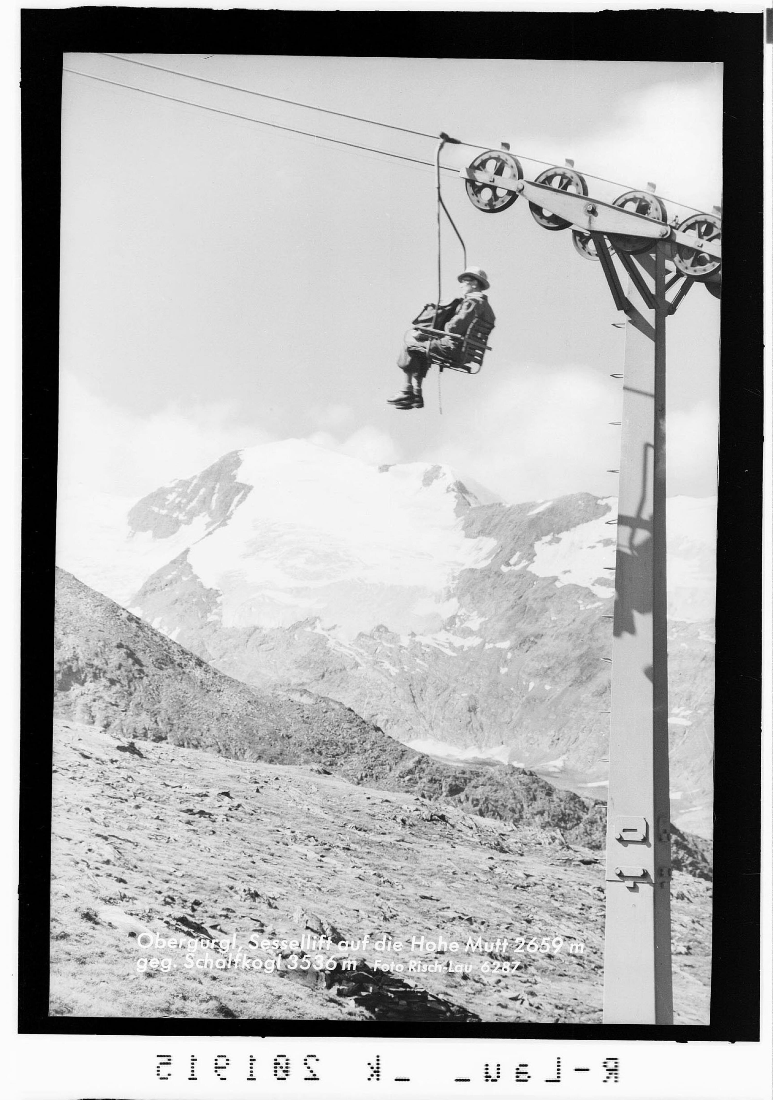 Obergurgl / Sessellift auf die Hohe Mutt 2659 m gegen Schalfkogel 3536 m></div>


    <hr>
    <div class=