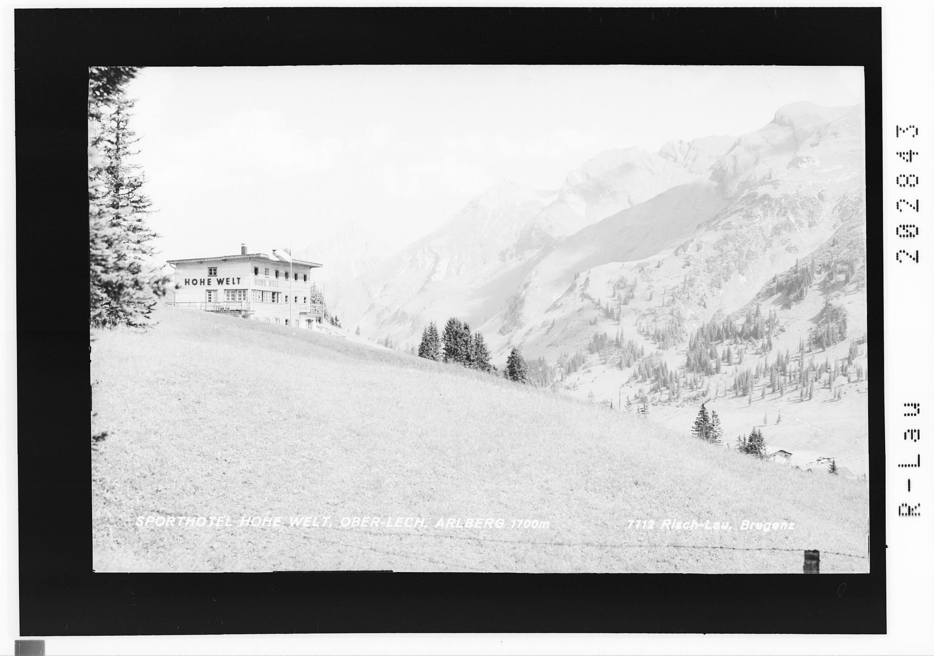 Sporthotel Hohe Welt / Oberlech / Arlberg 1700 m></div>


    <hr>
    <div class=