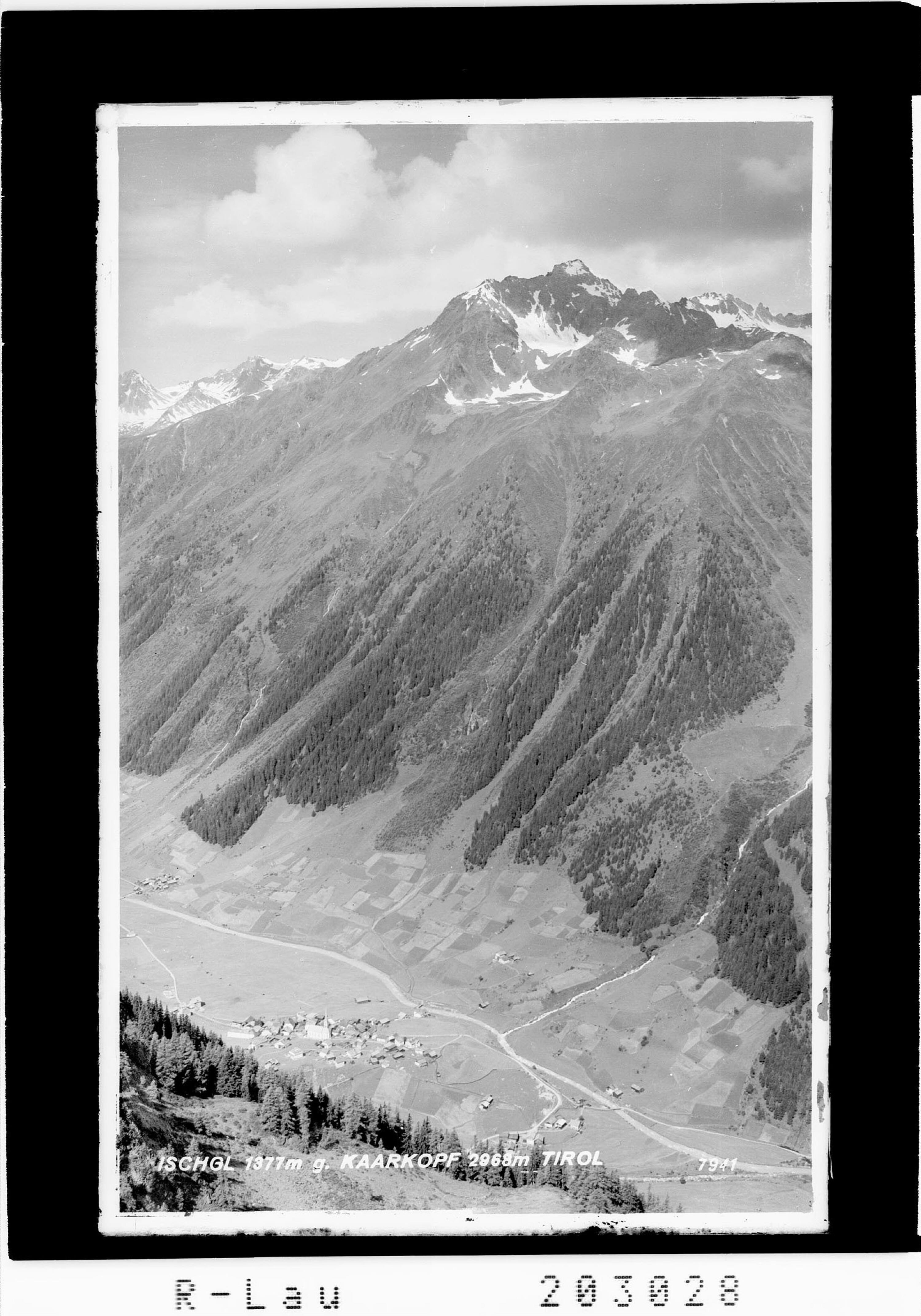 Ischgl 1377 m gegen Kaarkopf 2968 m Tirol></div>


    <hr>
    <div class=