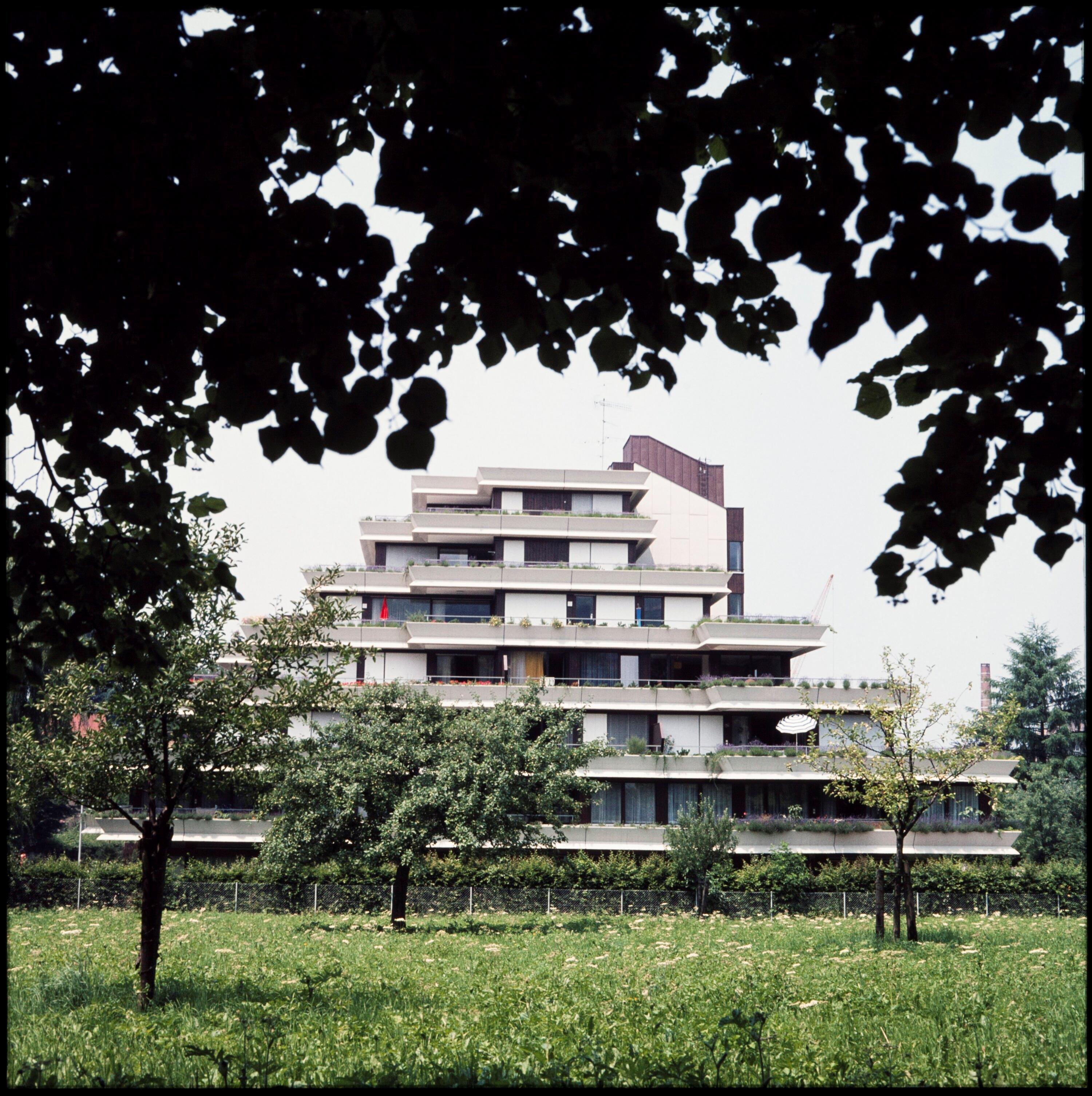 Hügelhaus in Dornbirn></div>


    <hr>
    <div class=