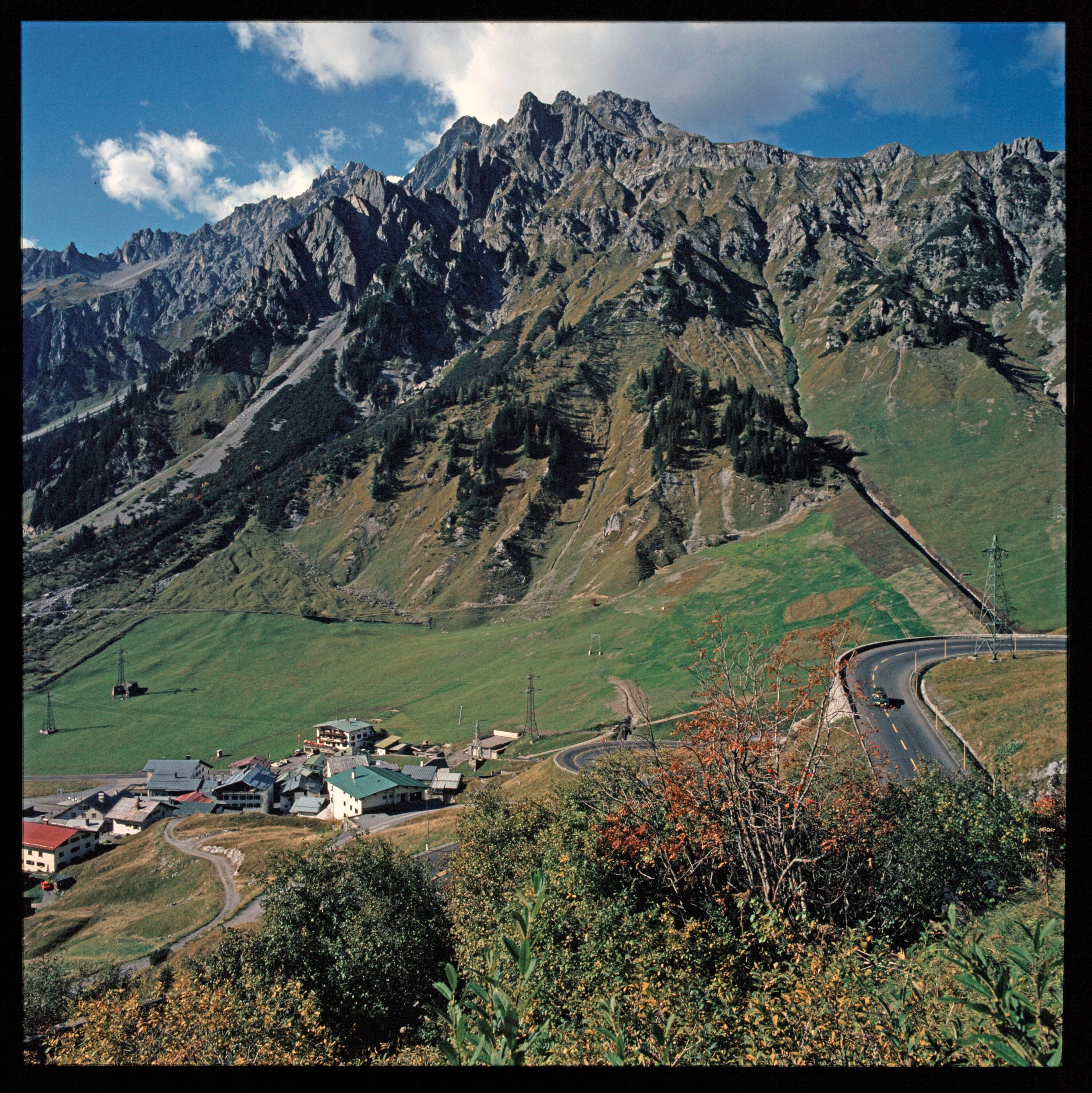 Stuben am Arlberg></div>


    <hr>
    <div class=