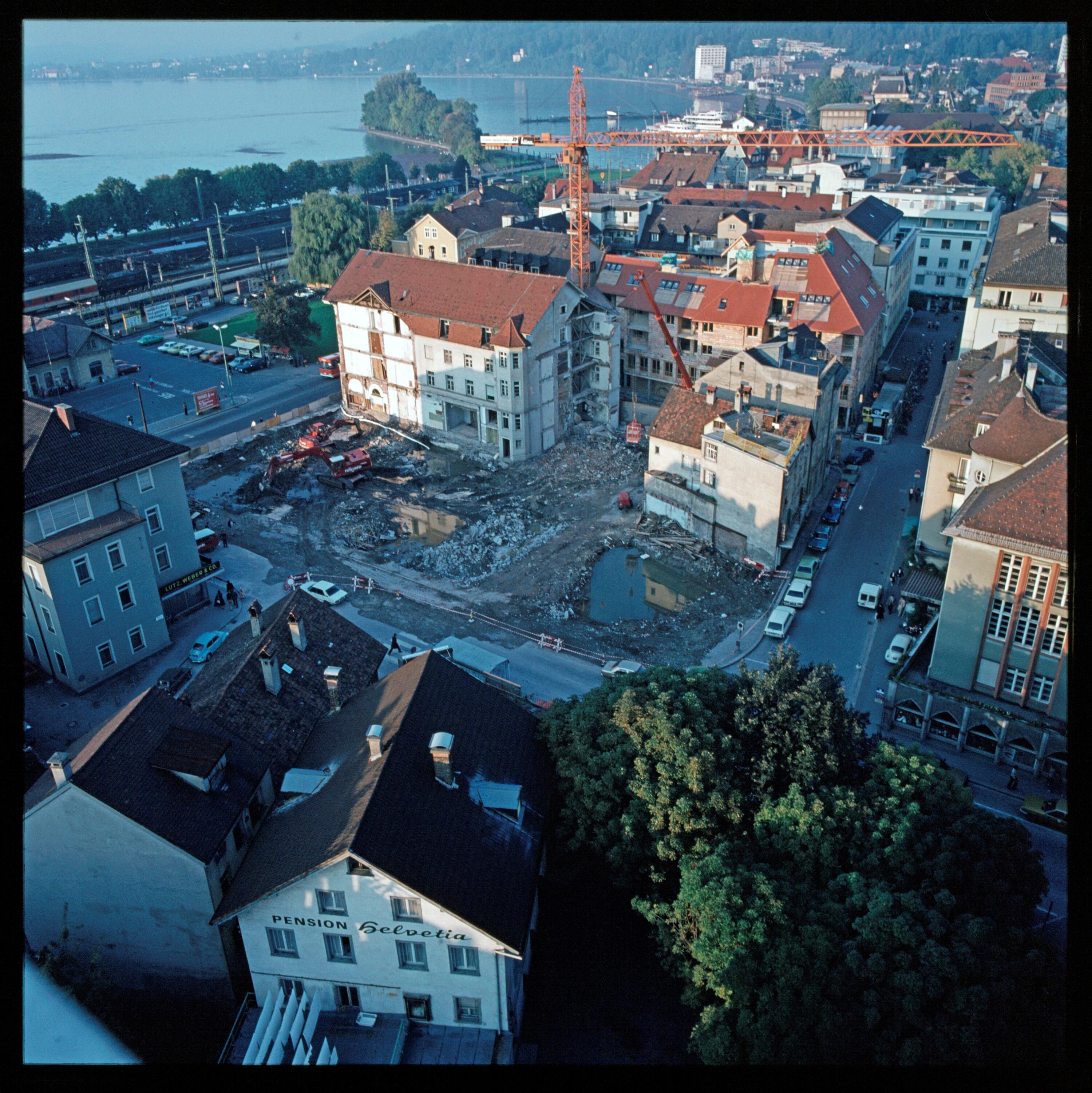 Altes Landhaus - Abbruchplatz></div>


    <hr>
    <div class=