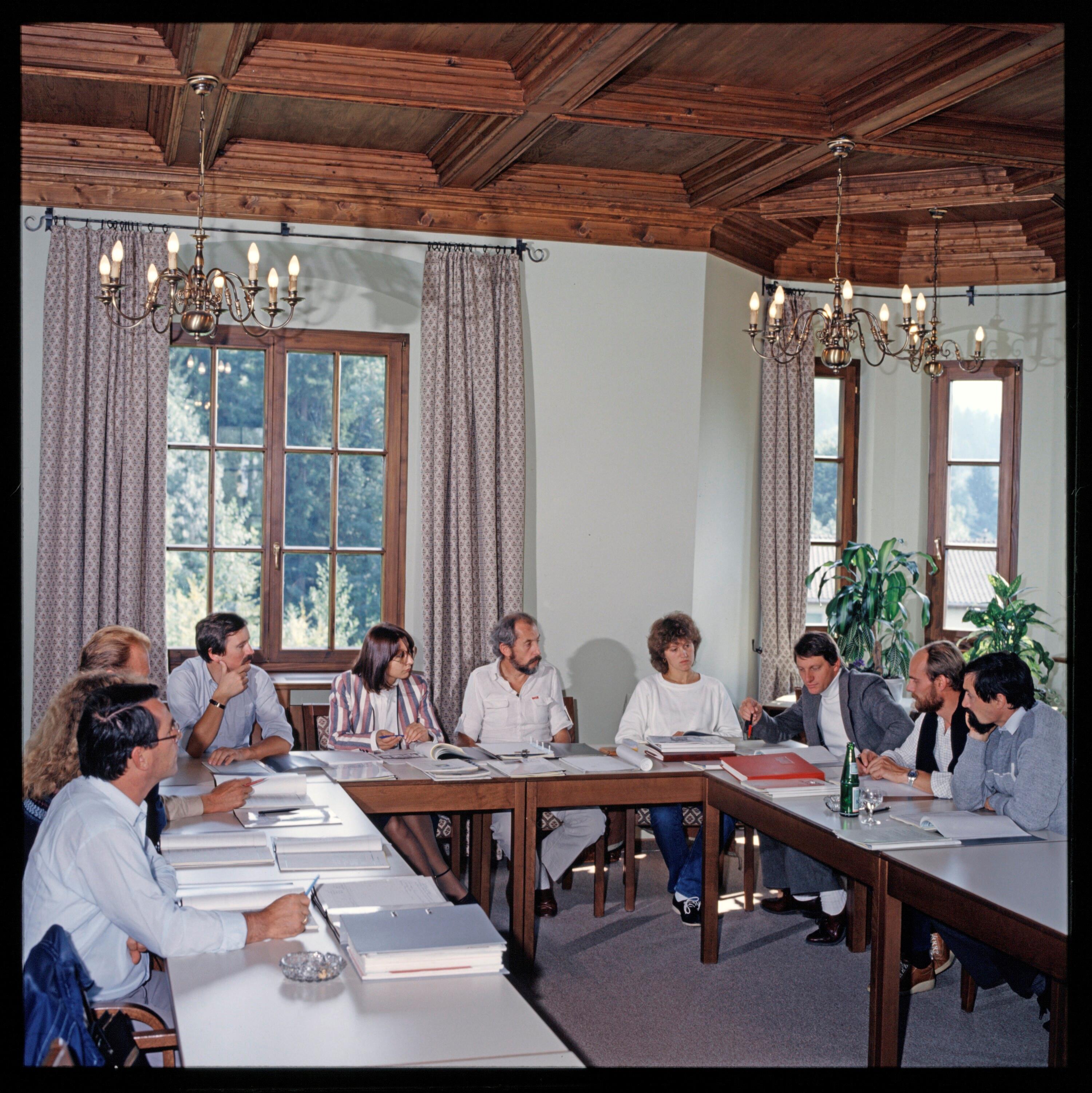 Wohnberatungsseminar in Schloss Hofen></div>


    <hr>
    <div class=