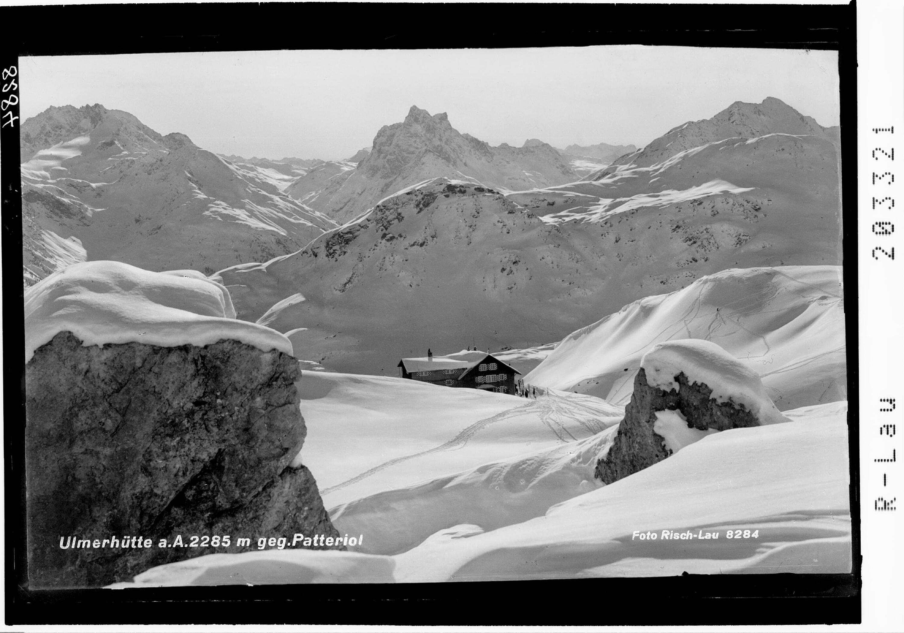 Ulmerhütte am Arlberg 2285 m gegen Patteriol></div>


    <hr>
    <div class=