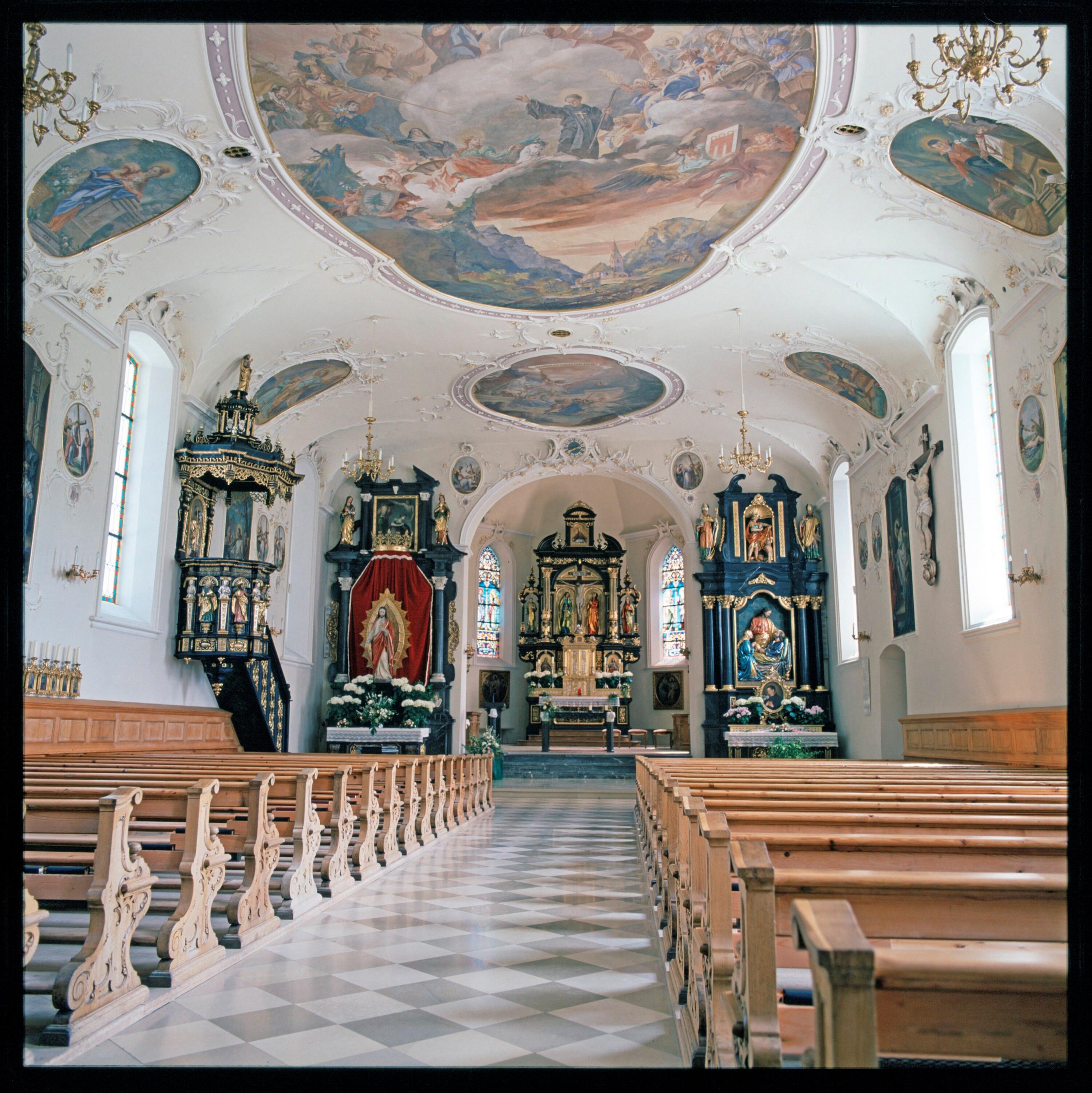 Pfarrkirche Au - Bregenzerwald - innen></div>


    <hr>
    <div class=