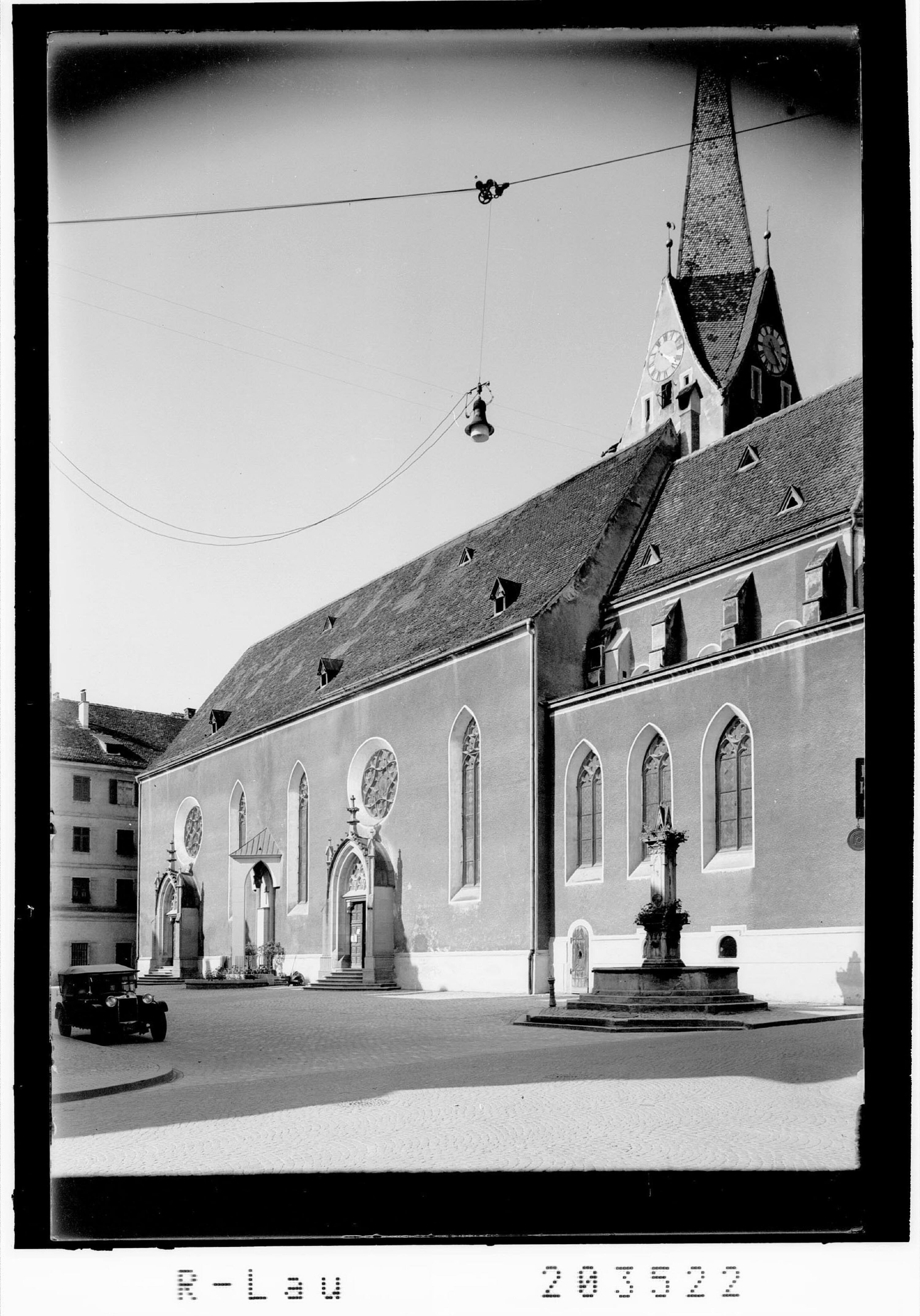 [Aus Feldkirch]></div>


    <hr>
    <div class=