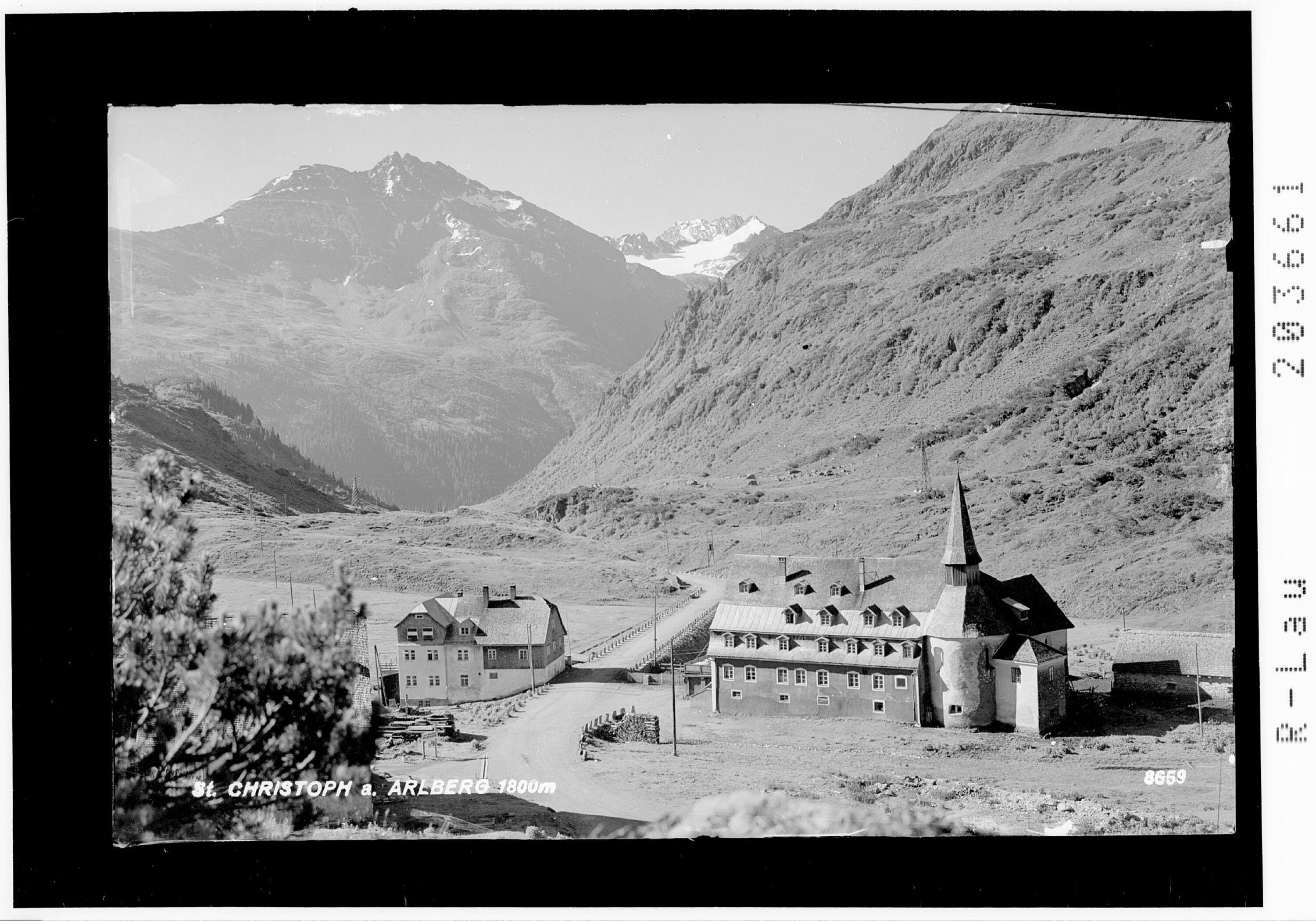 St.Christoph am Arlberg 1800 m></div>


    <hr>
    <div class=