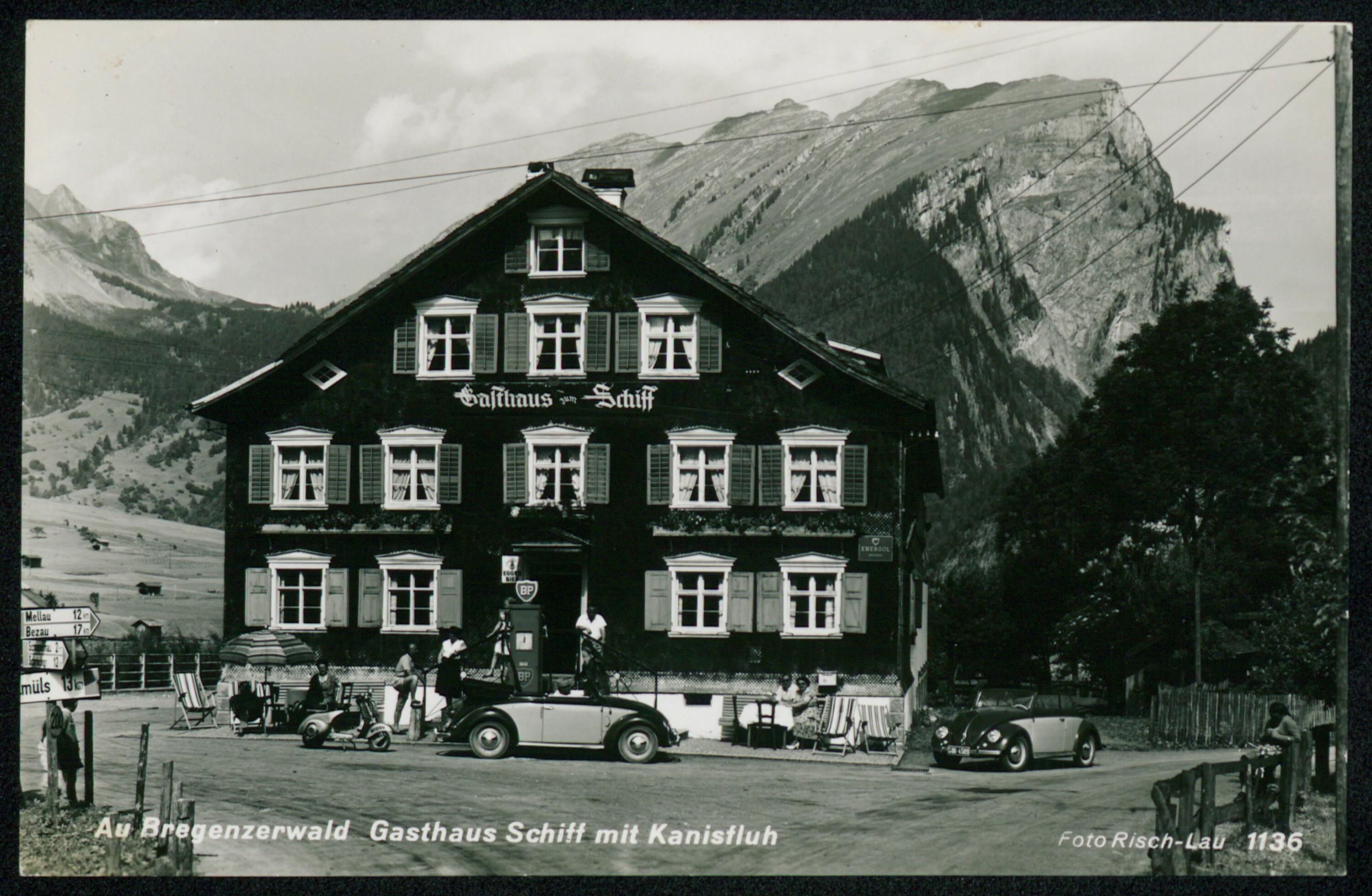 Au Bregenzerwald Gasthaus Schiff mit Kanisfluh></div>


    <hr>
    <div class=