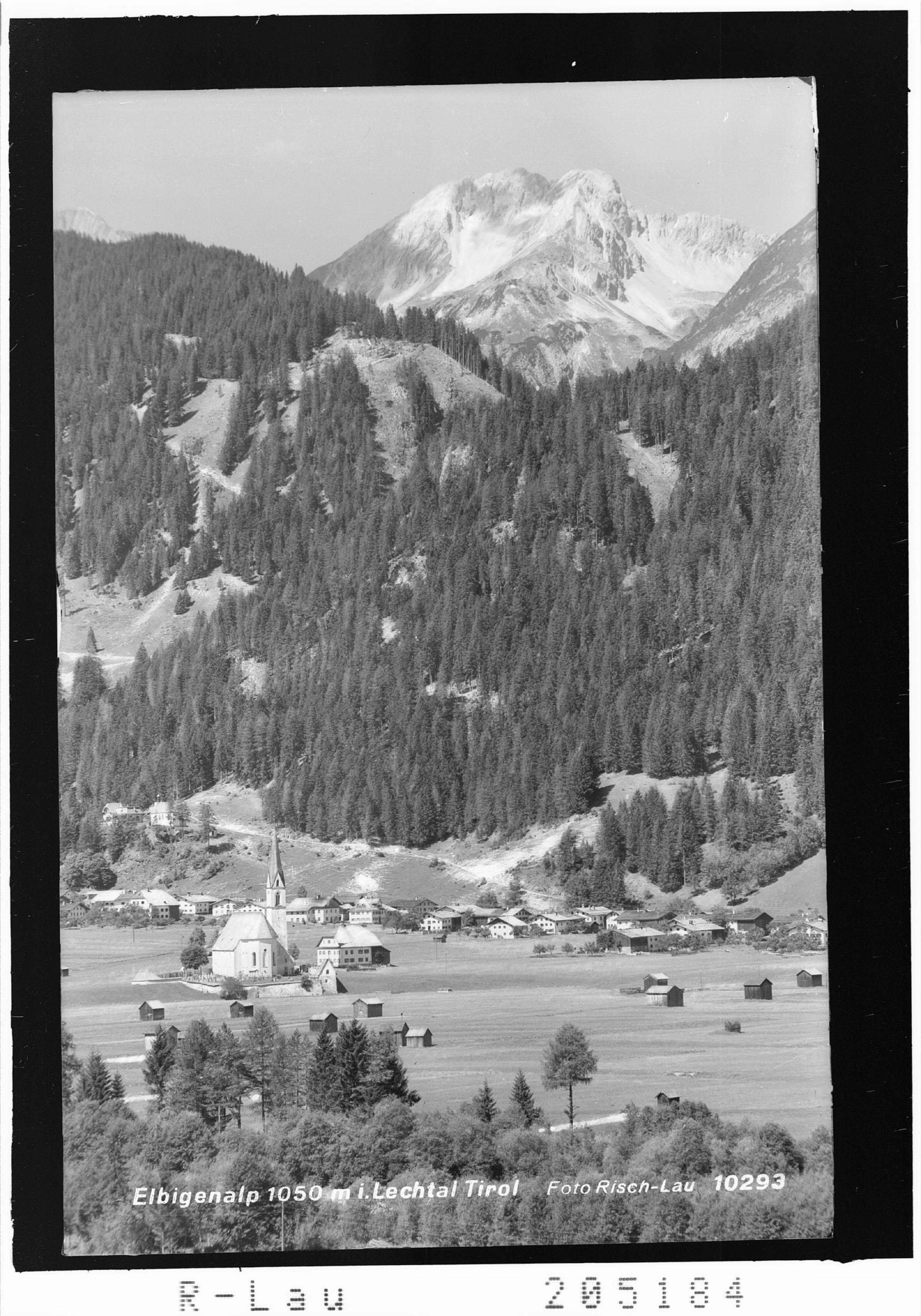 Elbigenalp 1050 m im Lechtal Tirol></div>


    <hr>
    <div class=