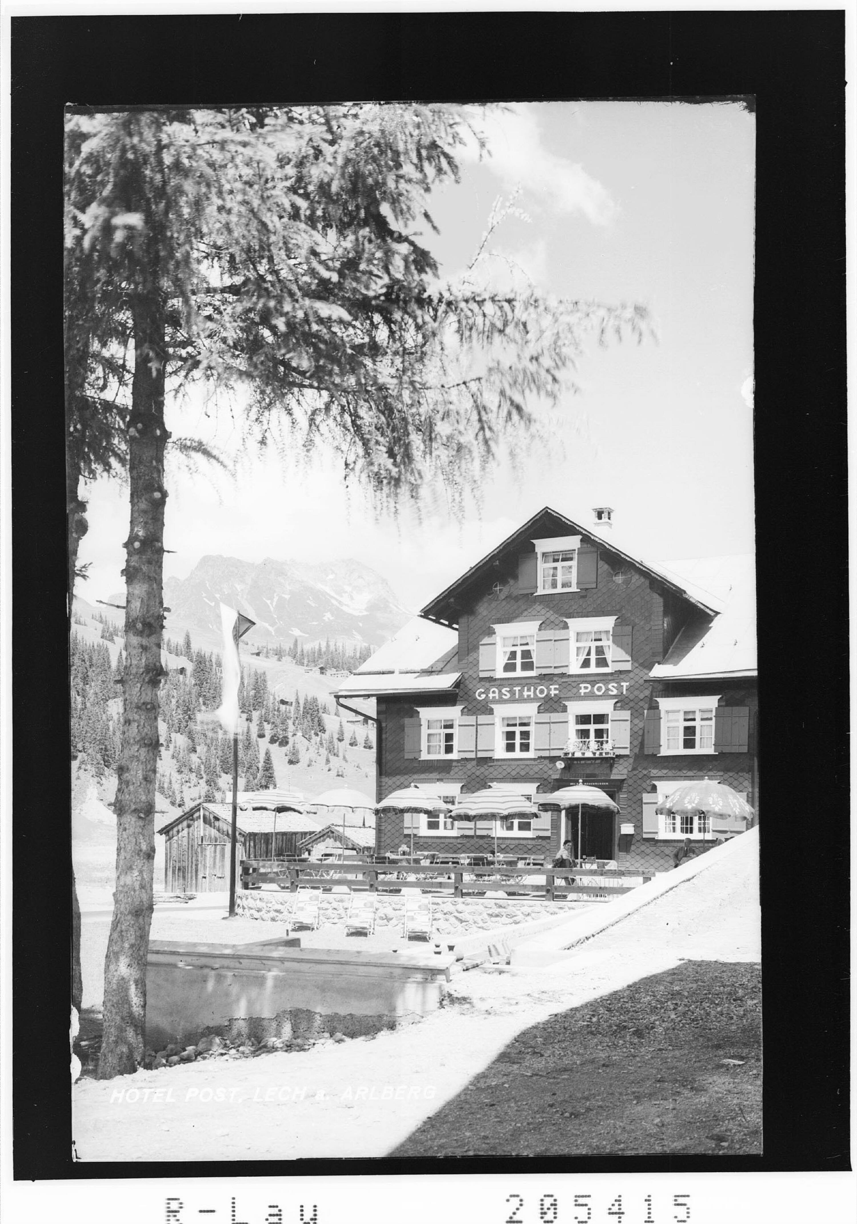 Hotel Post / Lech am Arlberg></div>


    <hr>
    <div class=