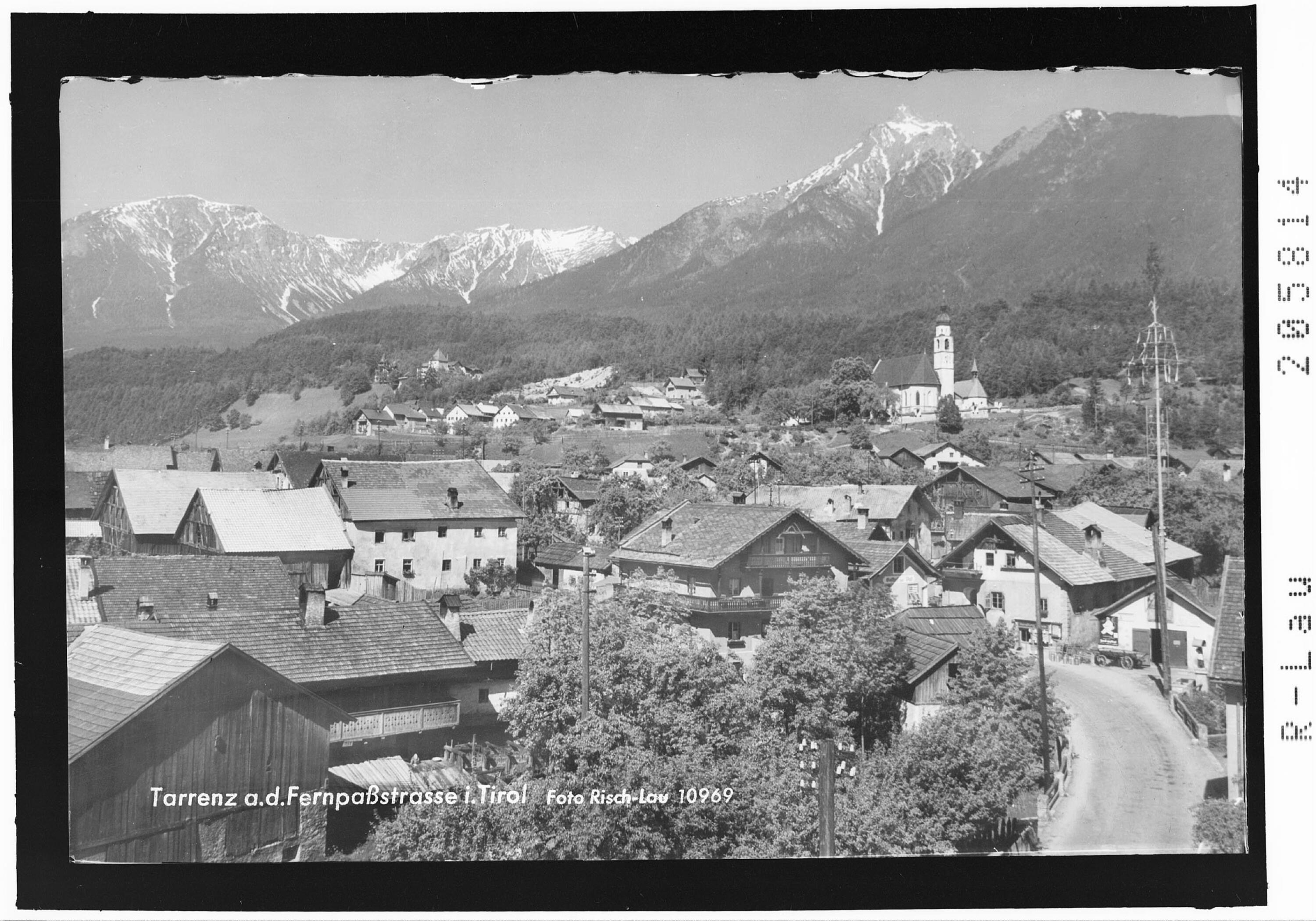 Tarrenz an der Fernpaßstrasse in Tirol></div>


    <hr>
    <div class=