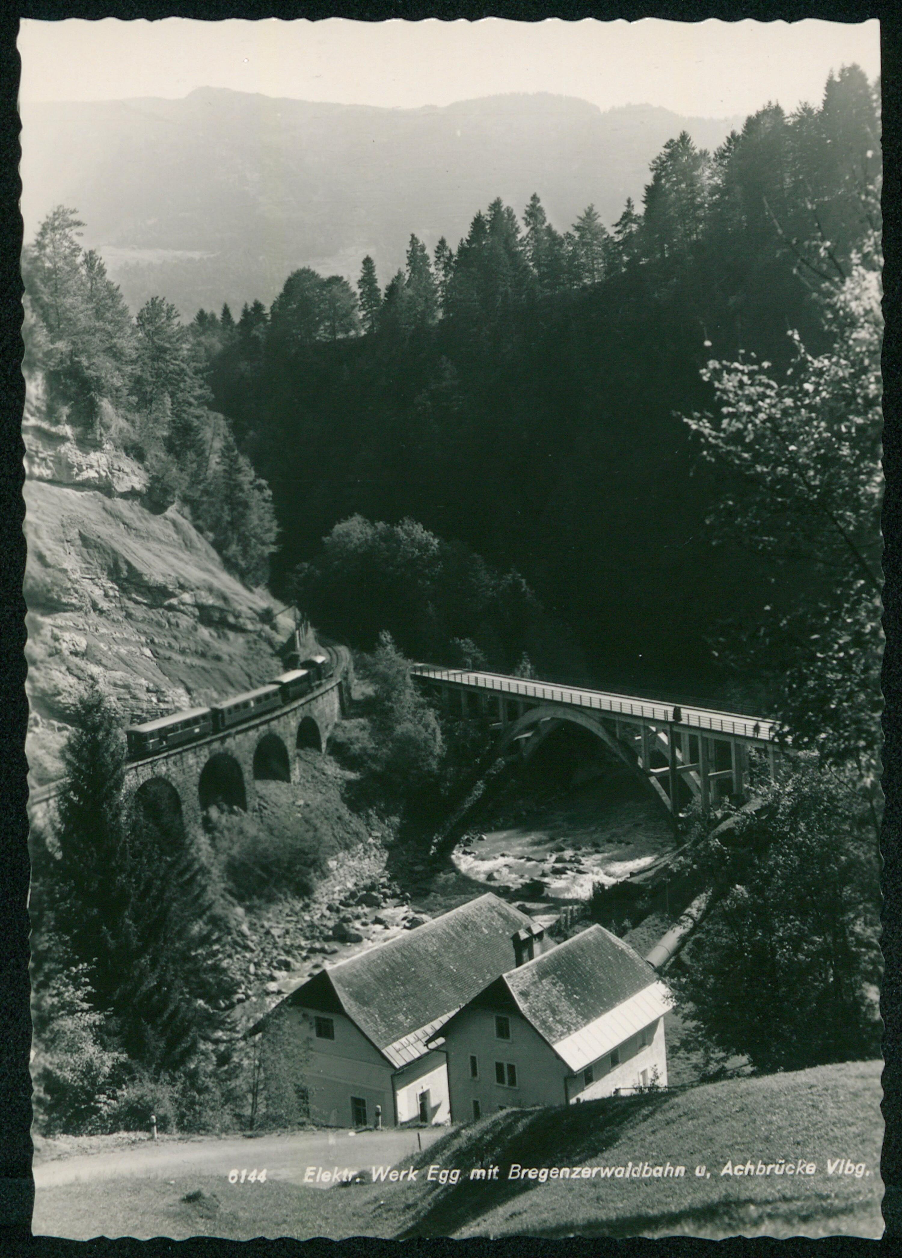 Elektr. Werk Egg mit Bregenzerwaldbahn u. Achbrücke Vlbg.></div>


    <hr>
    <div class=